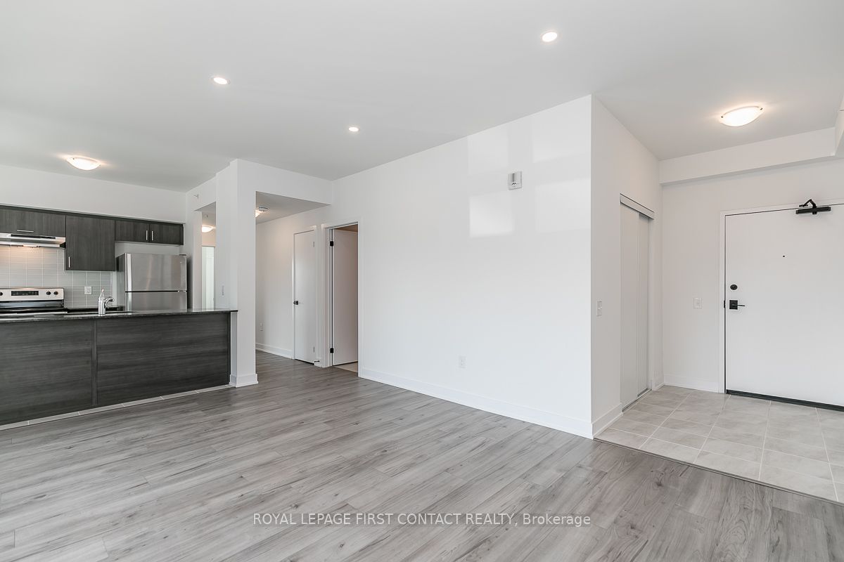 8 Culinary Lane 101, Barrie, ON L9J 0J9 photo 4