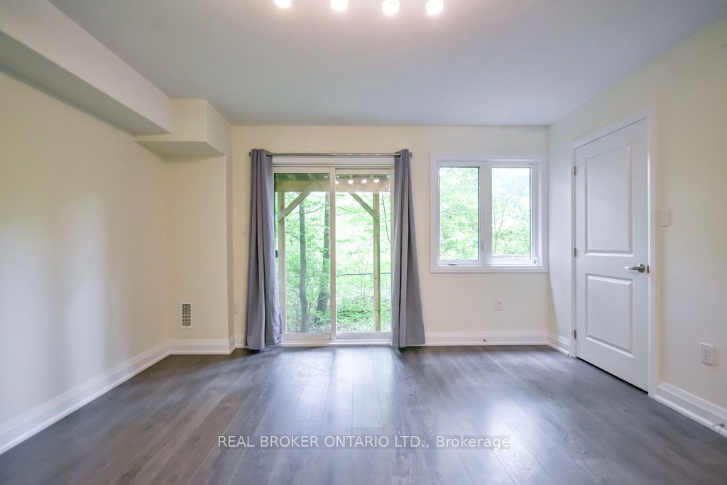 199 Ardagh Road 18, Barrie, ON L4N 3V5 photo 5