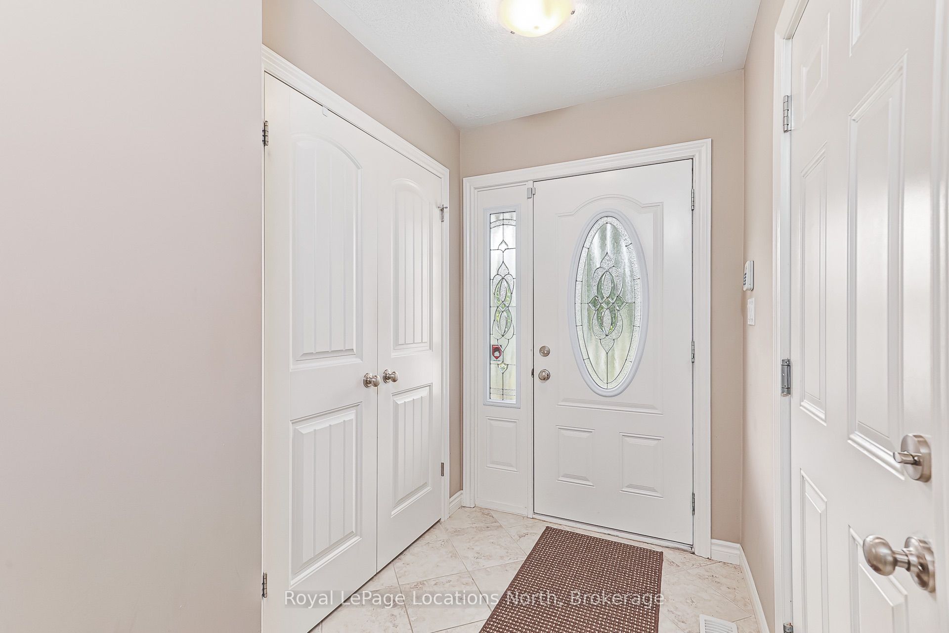 7 Kayla Crescent, Collingwood, ON L9Y 5K9 photo 4
