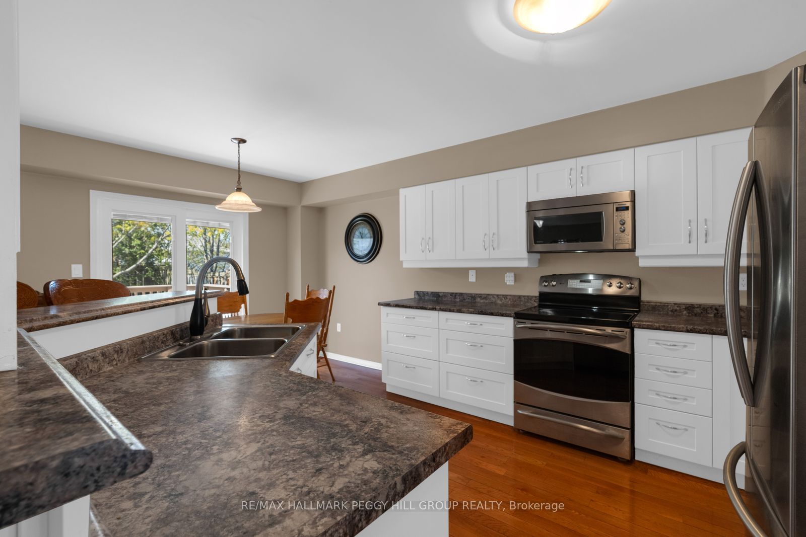 168 Wildwood Trail, Barrie, ON L4N 9Y6 photo 5