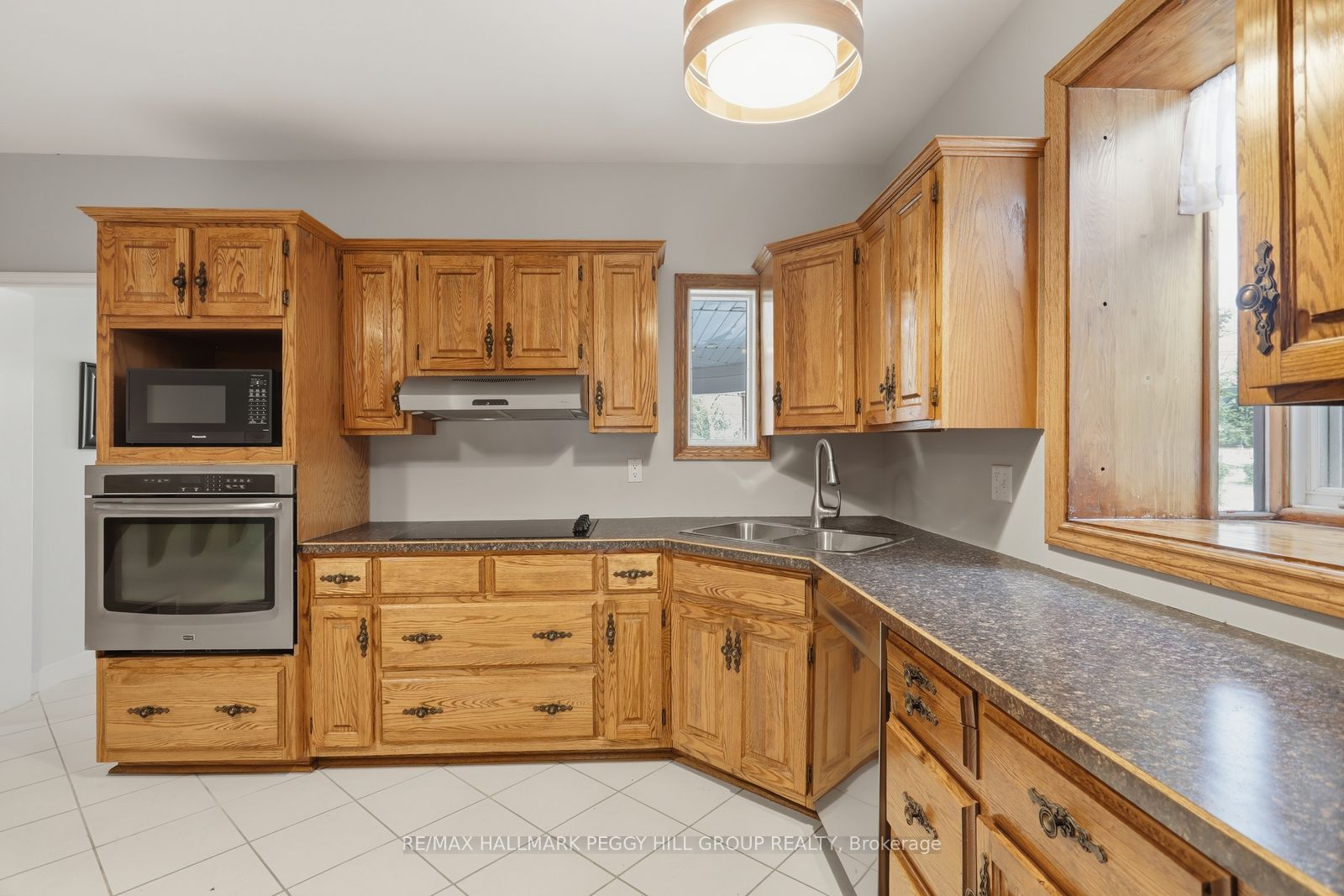 404 Manly Street, Midland, ON L4R 3E3 photo 5