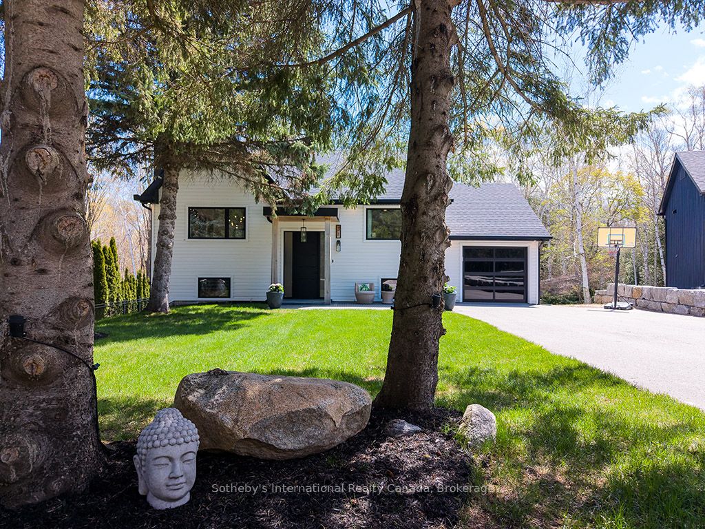 31 SLALOM GATE Road, Collingwood, ON L9Y 5A9