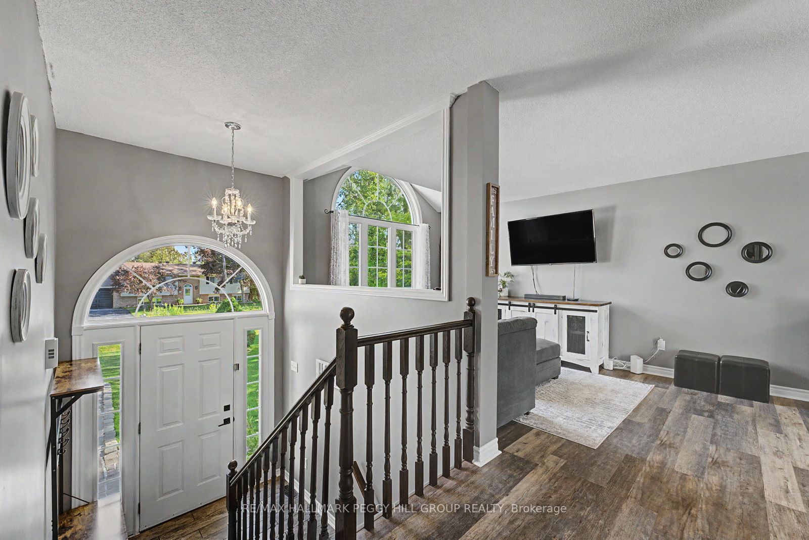 6 Rosemarie Drive, Oro-Medonte, ON L0L 1T0 photo 4