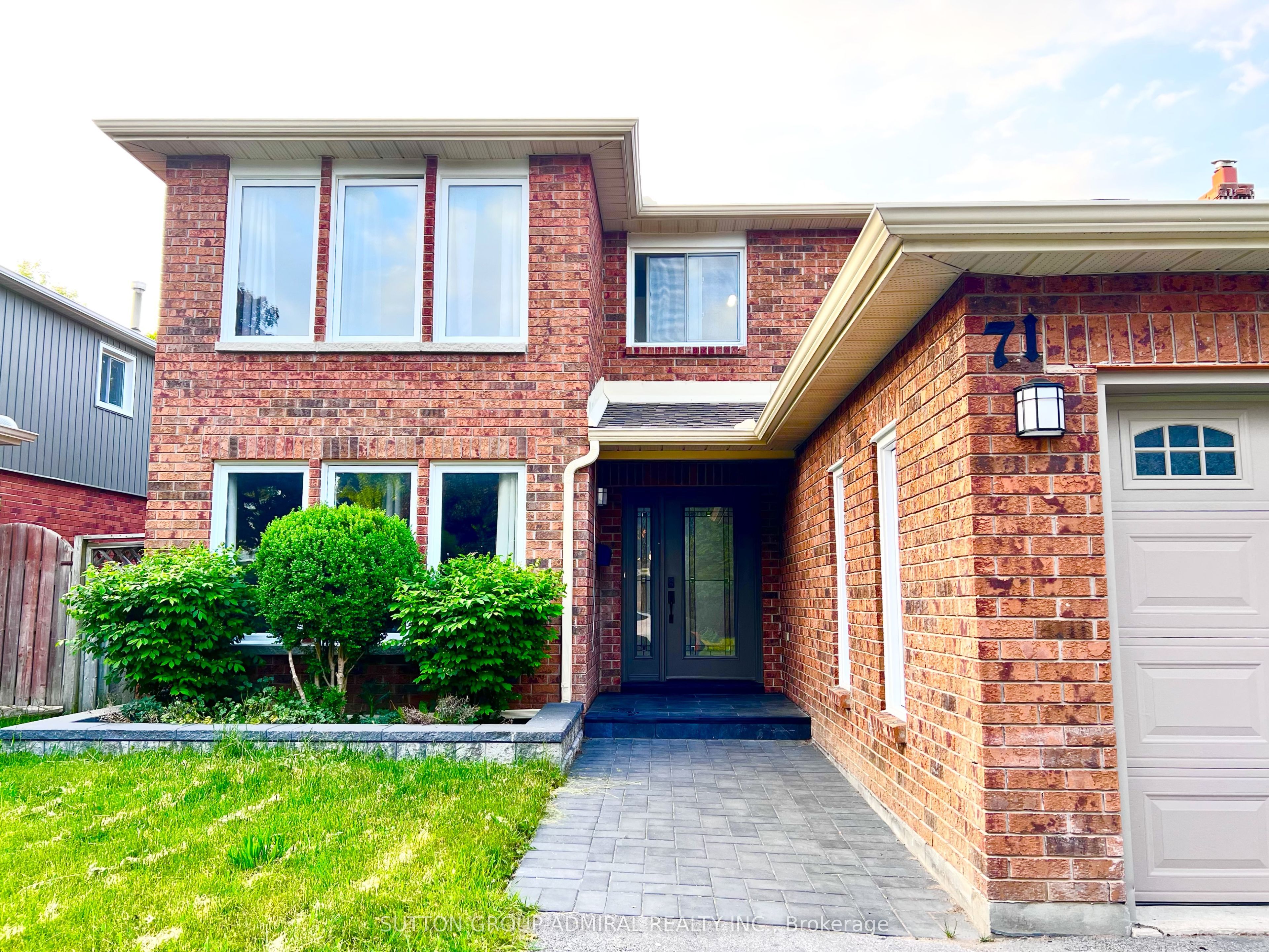 71 Trillium Crescent, Barrie, ON L4N 6H6 photo 2