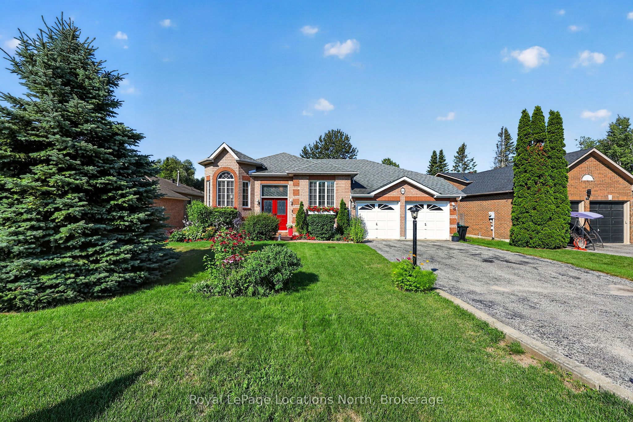 66 Royal Beech Drive, Wasaga Beach, ON L9Z 1H3 photo 2
