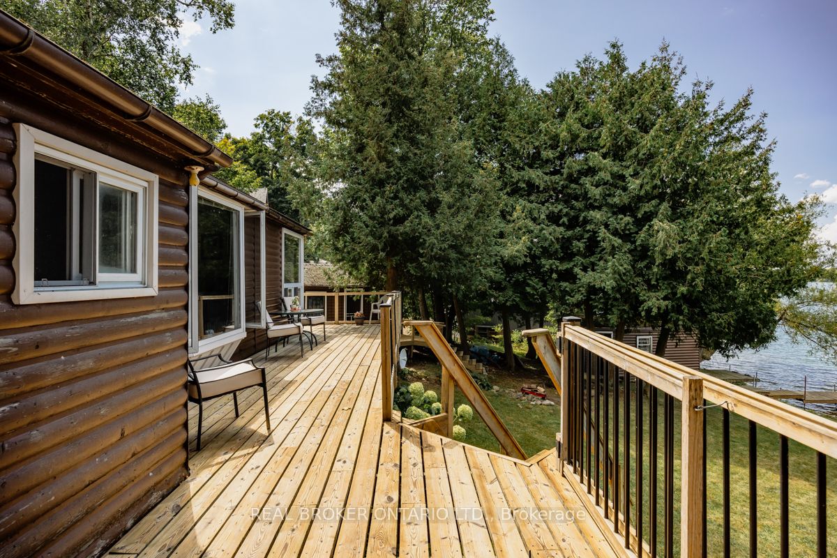70 Ivy Lane, Orillia, ON L3V 6H1 photo 3