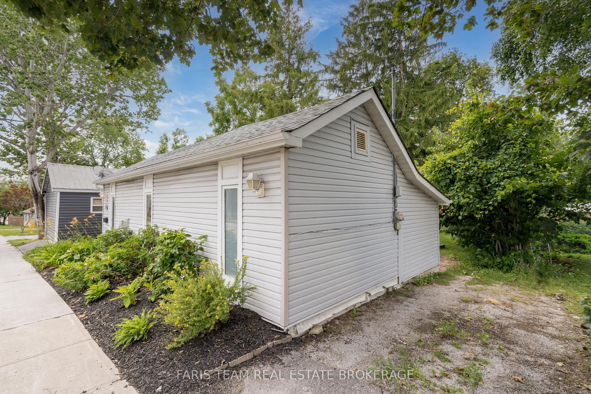 204 Cox Mill Road, Barrie, ON L4N 4G5 photo 4