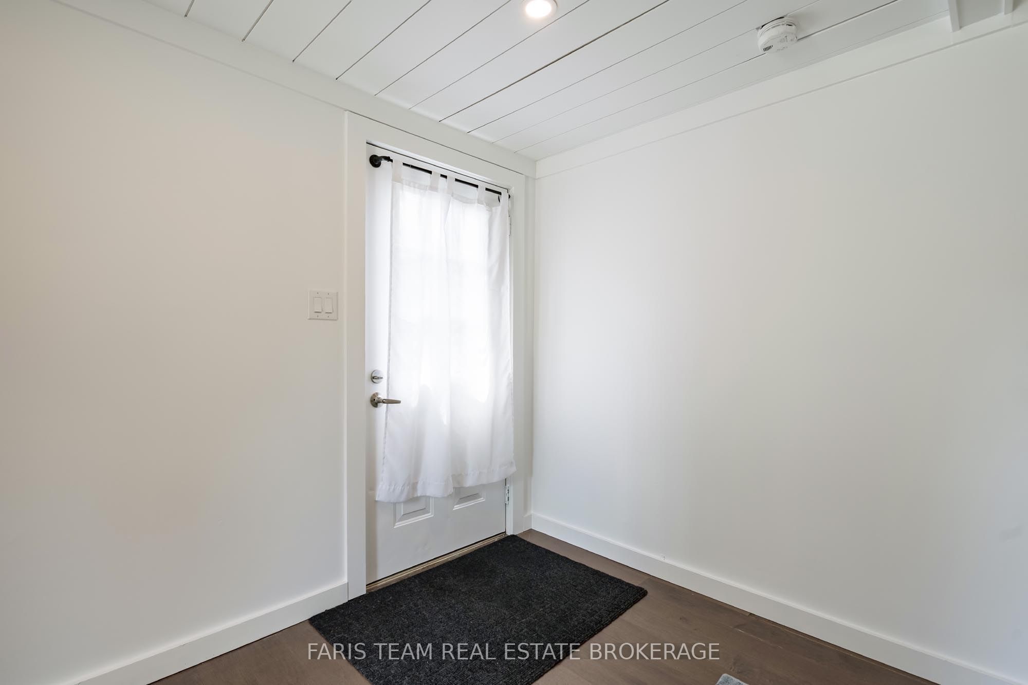 204 Cox Mill Road, Barrie, ON L4N 4G5 photo 5