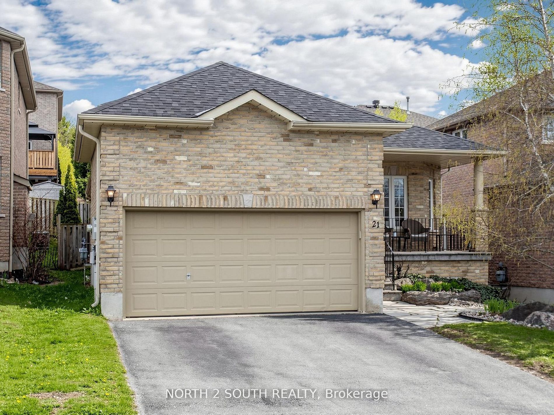 21 Black Ash Trail, Barrie, ON L4N 3K2 photo 2