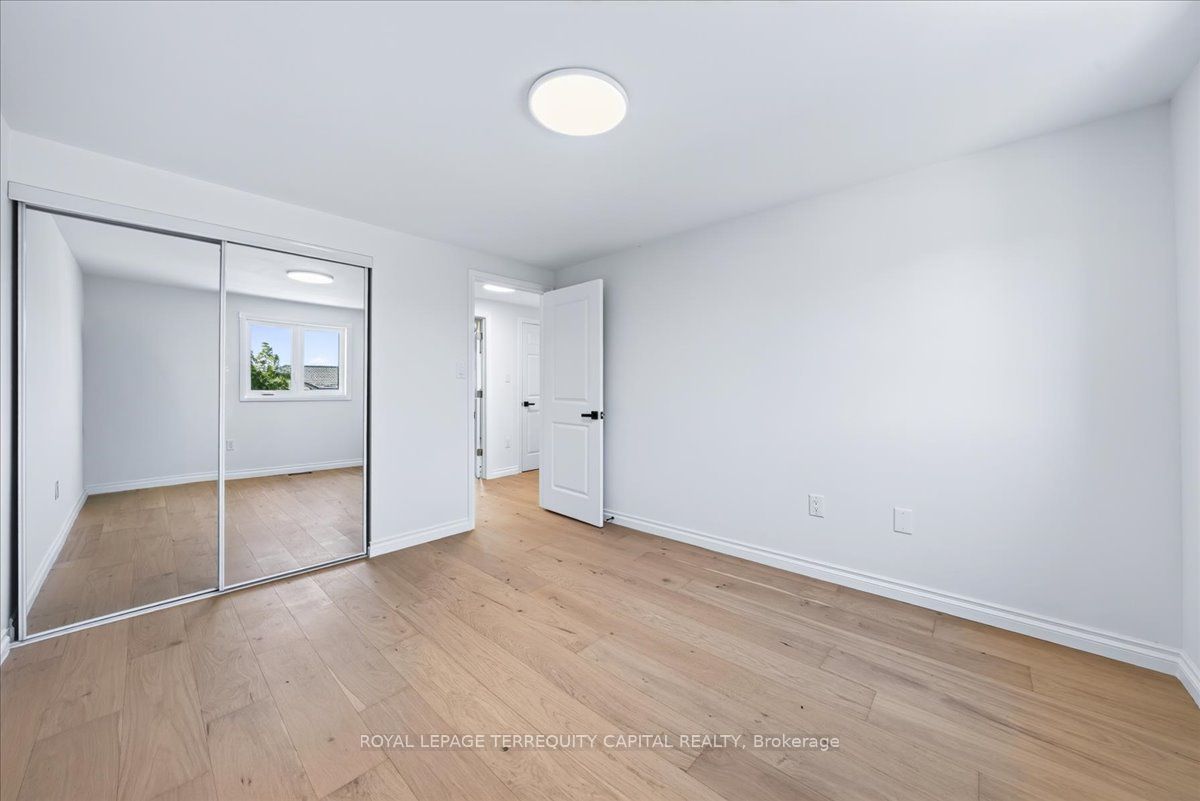4 Cassandra Drive, Barrie, ON L4M 6W2 photo 3
