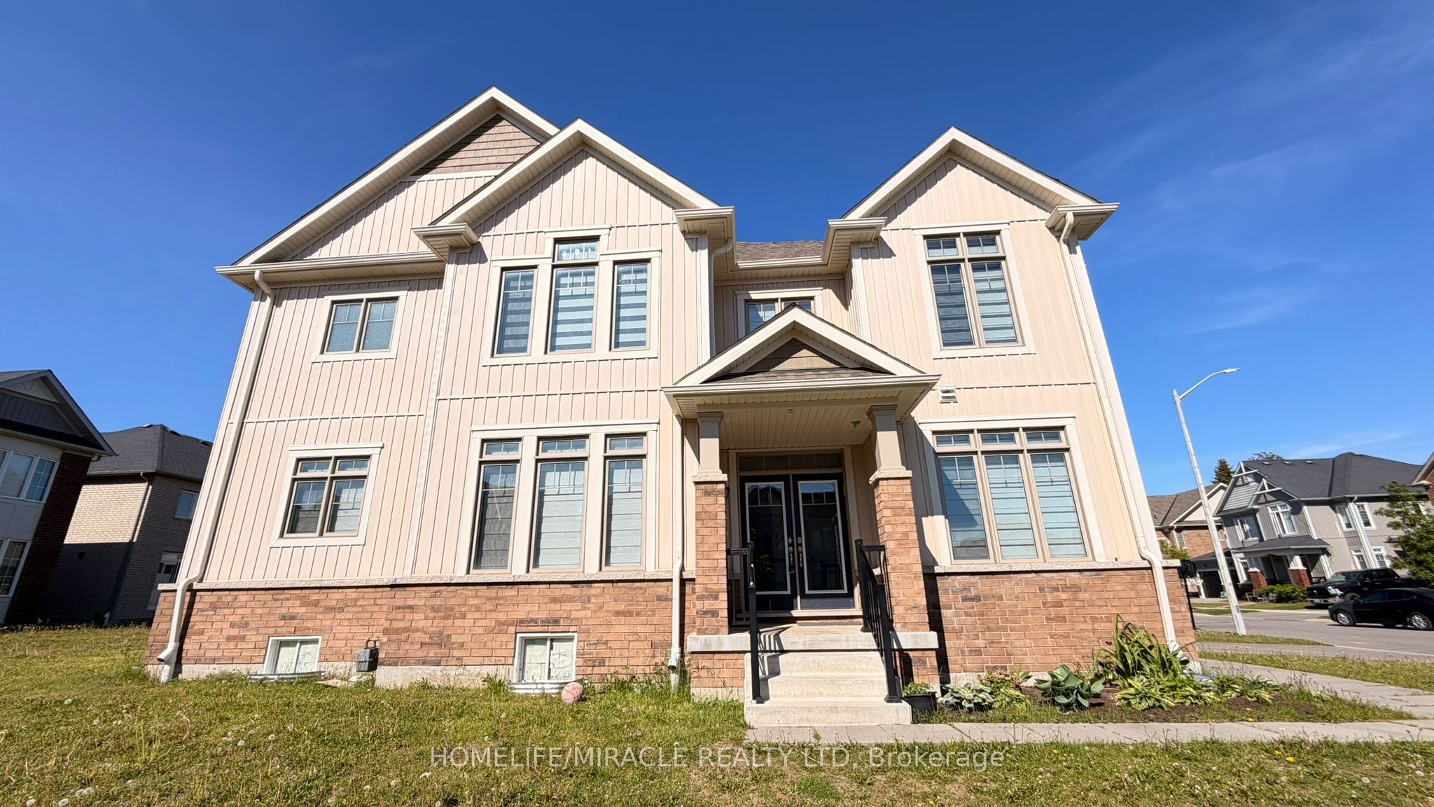 66 Portland Street, Collingwood, ON L9Y 3Z6 photo 2