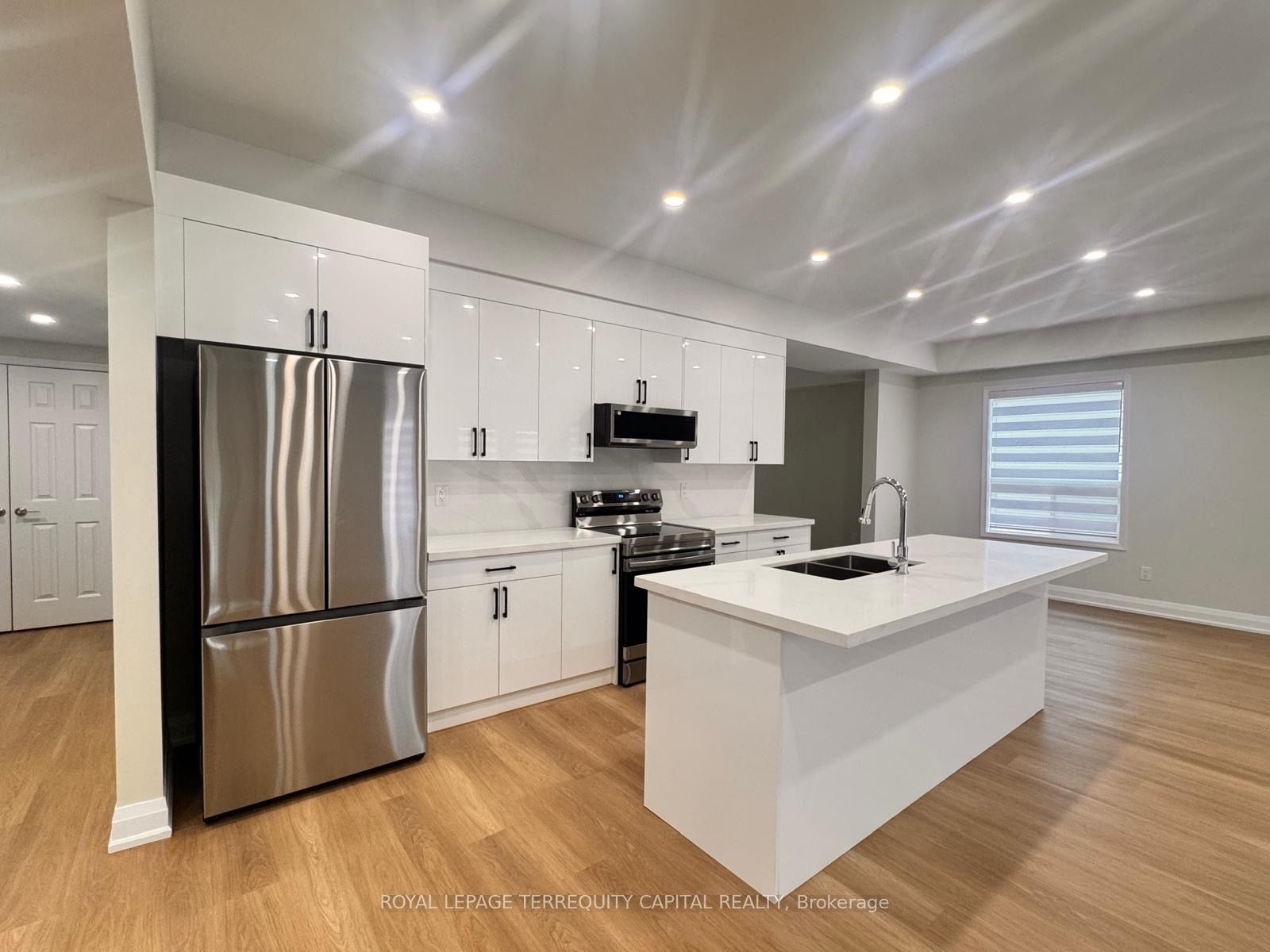344 Edgehill Drive Upper, Barrie, ON L4N 9X4 photo 5