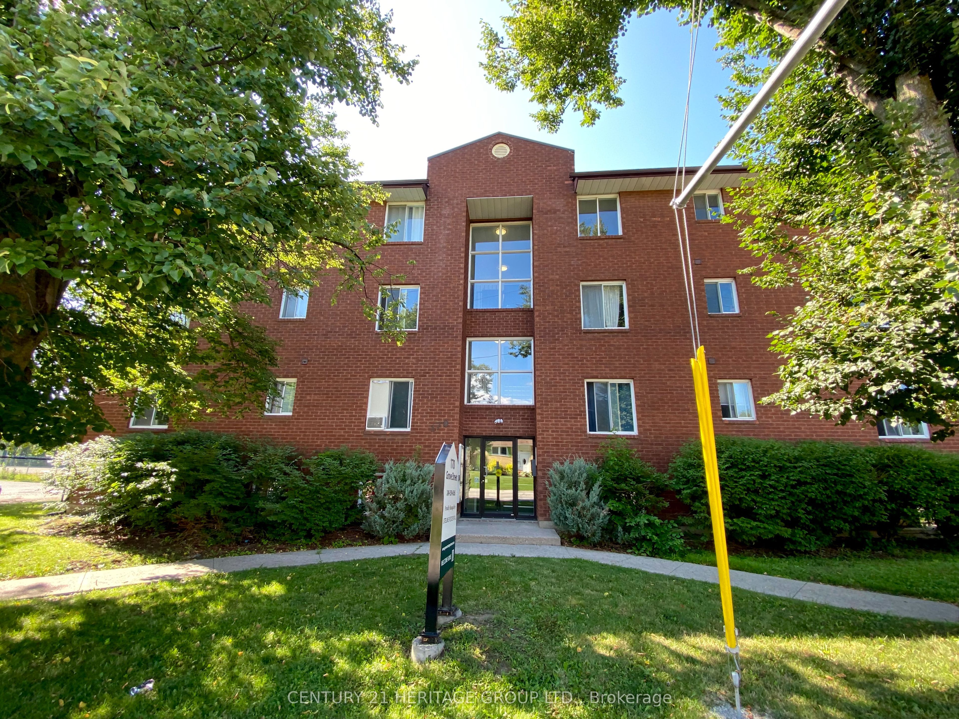 170 Grove Street E 403, Barrie, ON L4M 2P7