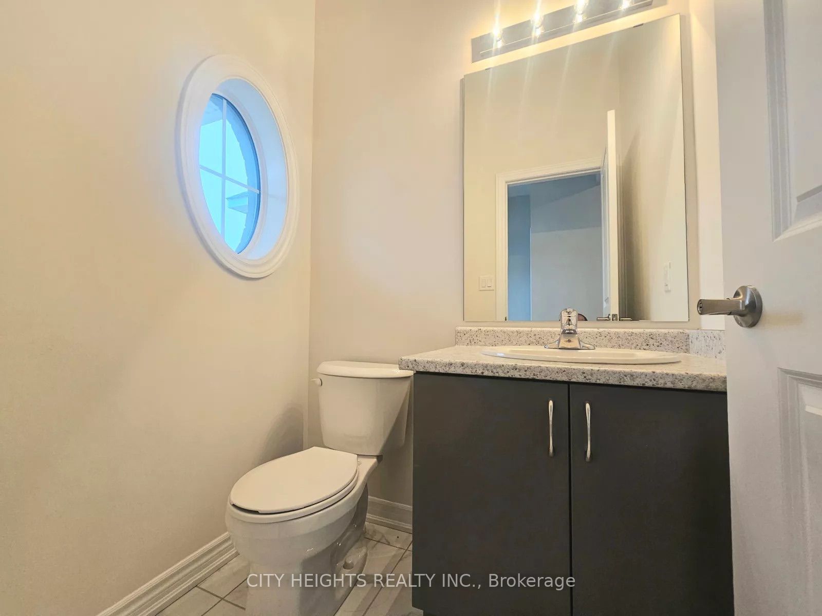 22 Hylton Drive, Barrie, ON L9J 0W5 photo 5