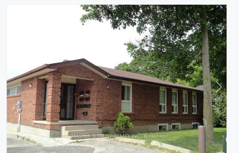 66 Penetang Street 4, Barrie, ON L4M 1V6