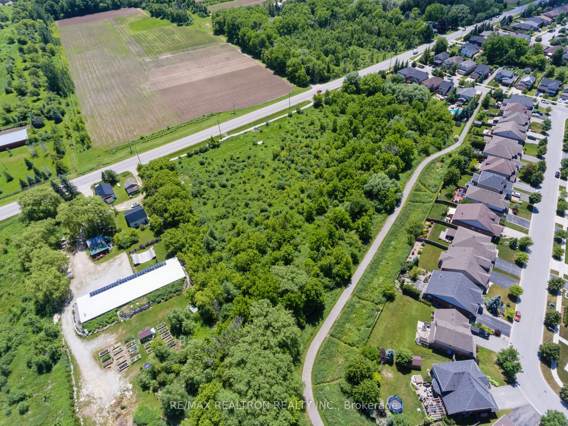 645 Sixth Street, Collingwood, ON L9Y 3Y9 photo 4