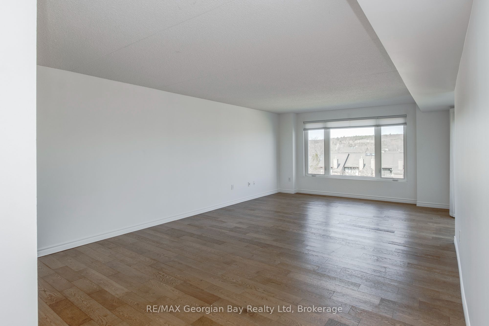 11 Beck Boulevard 404, Penetanguishene, ON L9M 2G1 photo 5