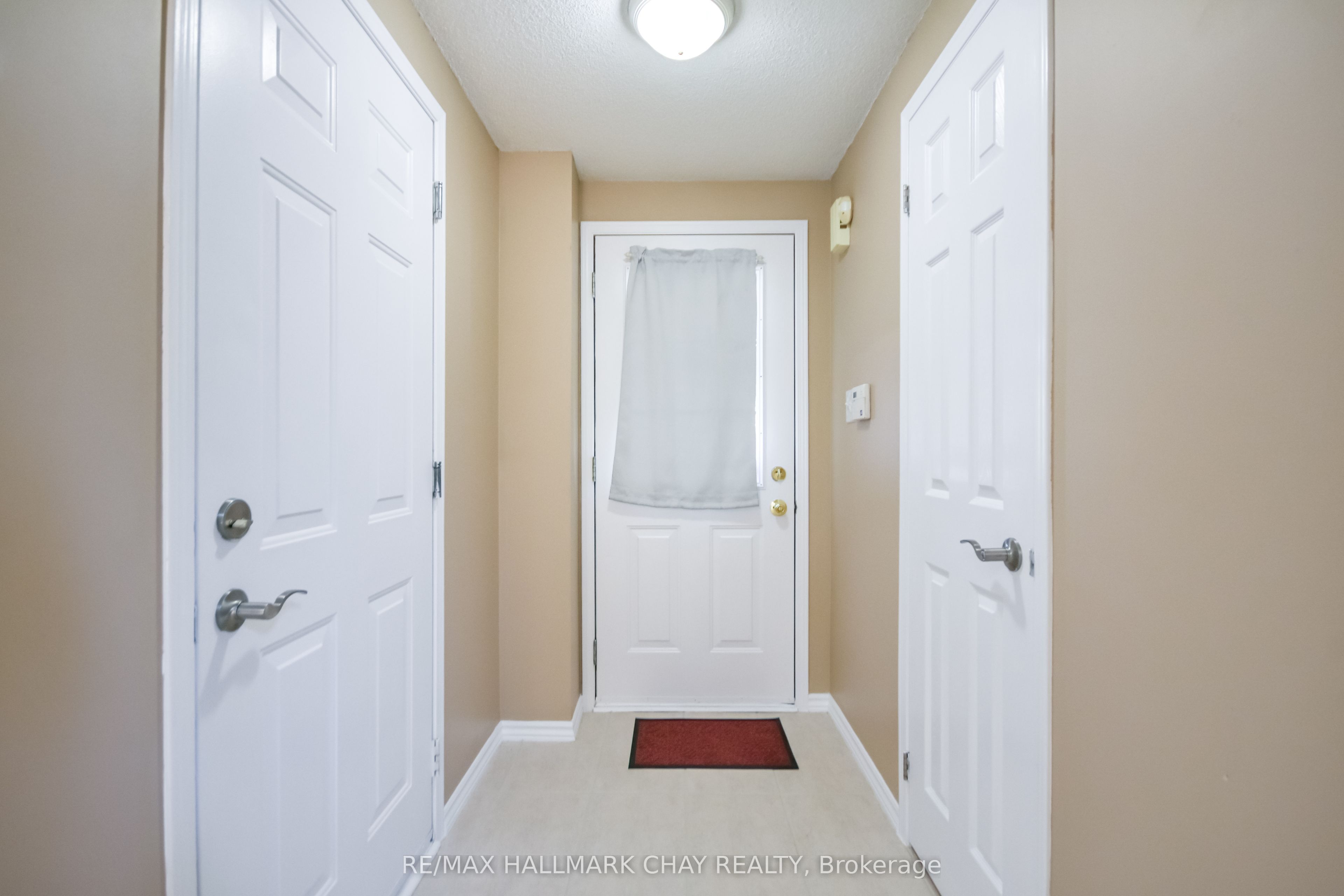 17 Srigley Street, Barrie, ON L4N 0L9 photo 3