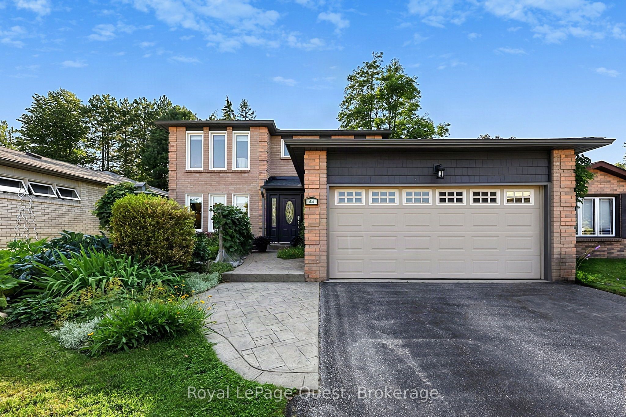 44 Trillium Crescent, Barrie, ON L4N 5K3 photo 3