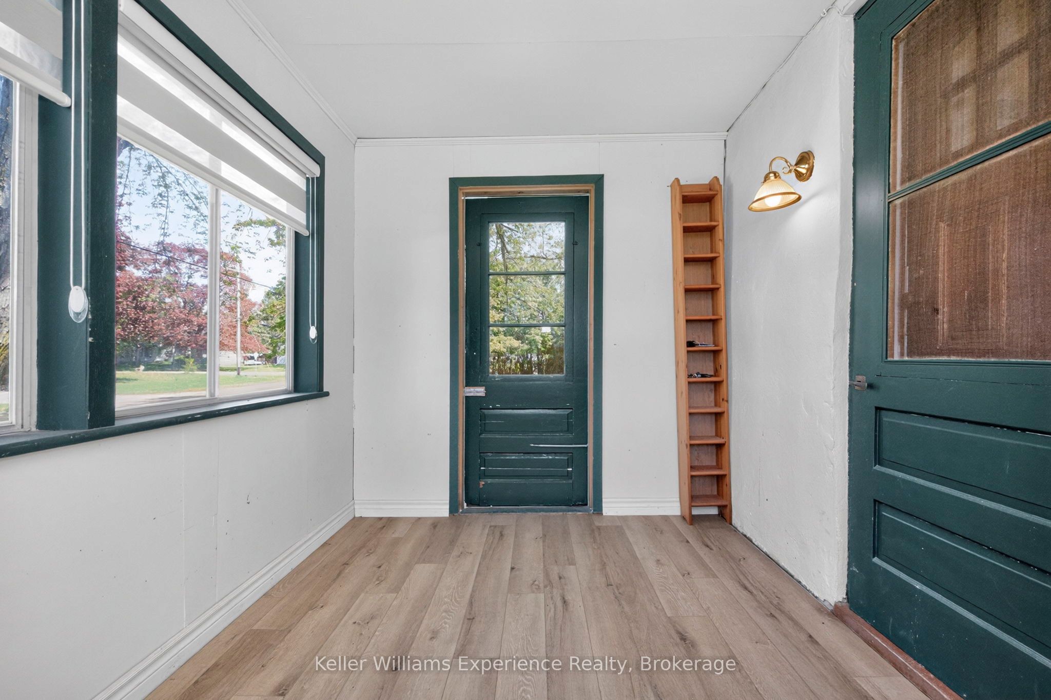 239 Oak Street, Clearview, ON L0M 1S0 photo 5