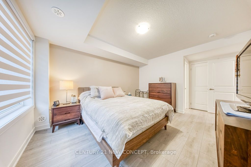 32 Magnolia Lane, Barrie, ON L9J 0N9 photo 5