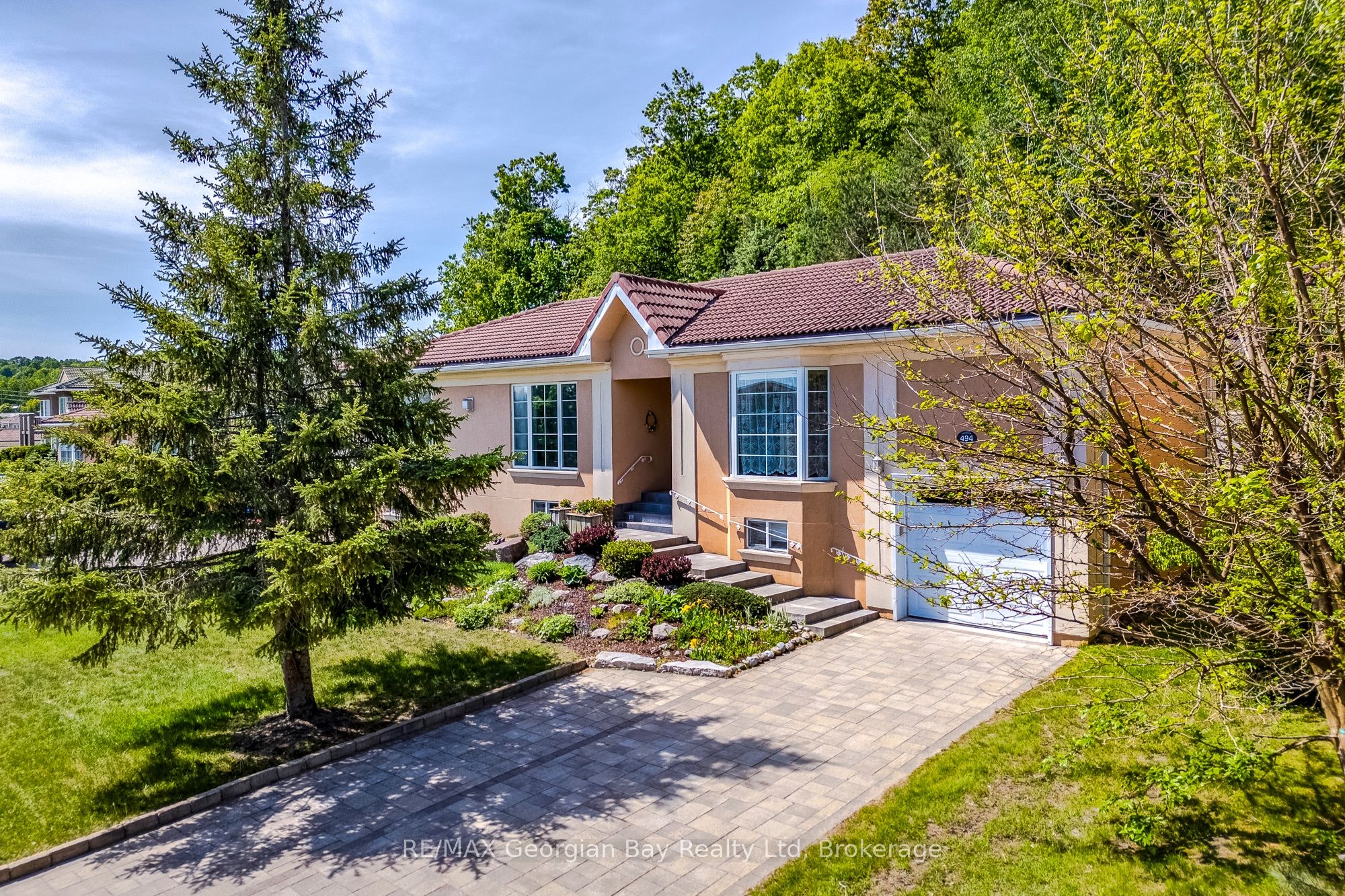 494 Aberdeen Boulevard, Midland, ON L4R 5L9