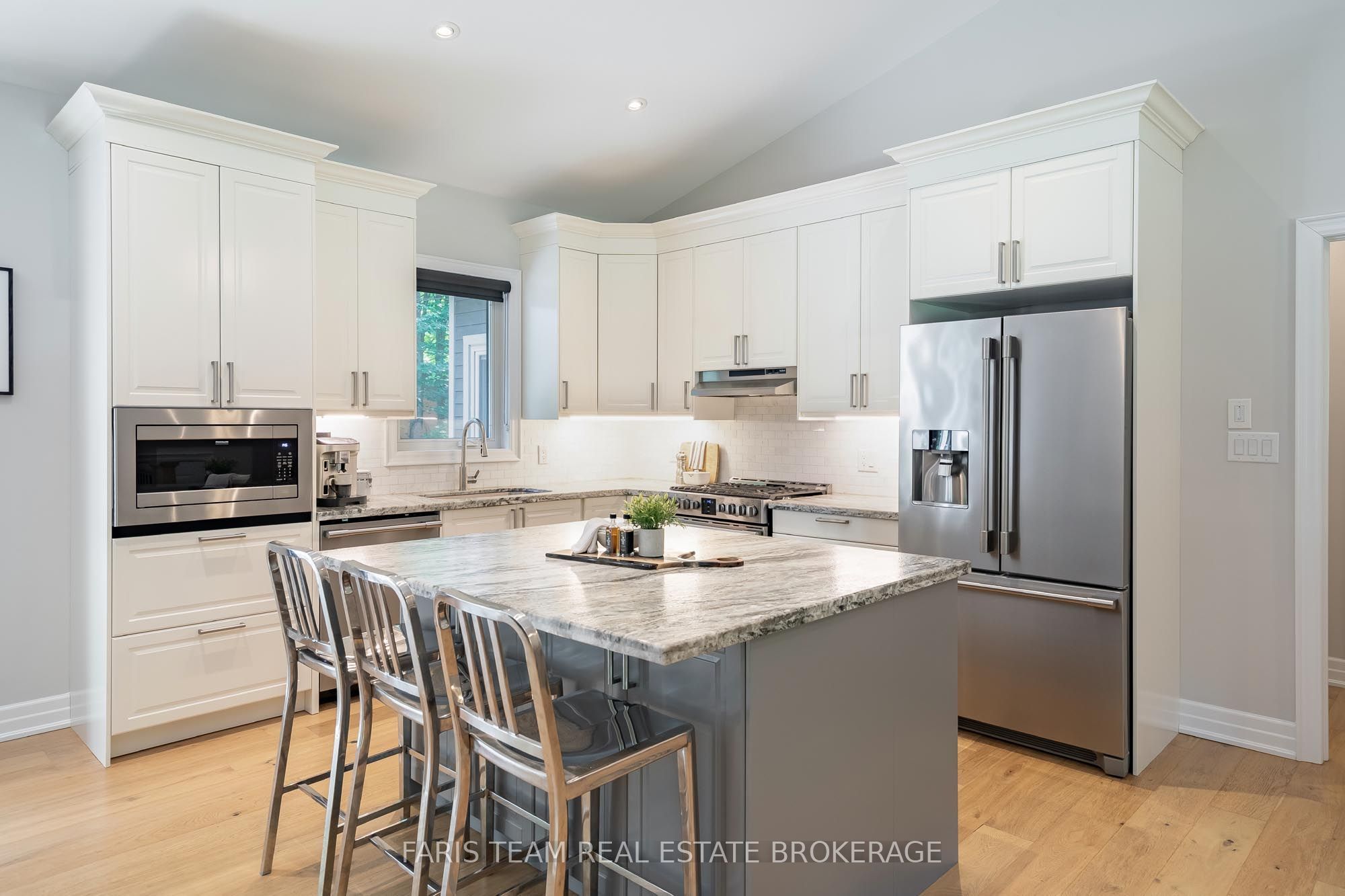 41 Tall Pines Drive, Tiny, ON L9M 0H4 photo 5