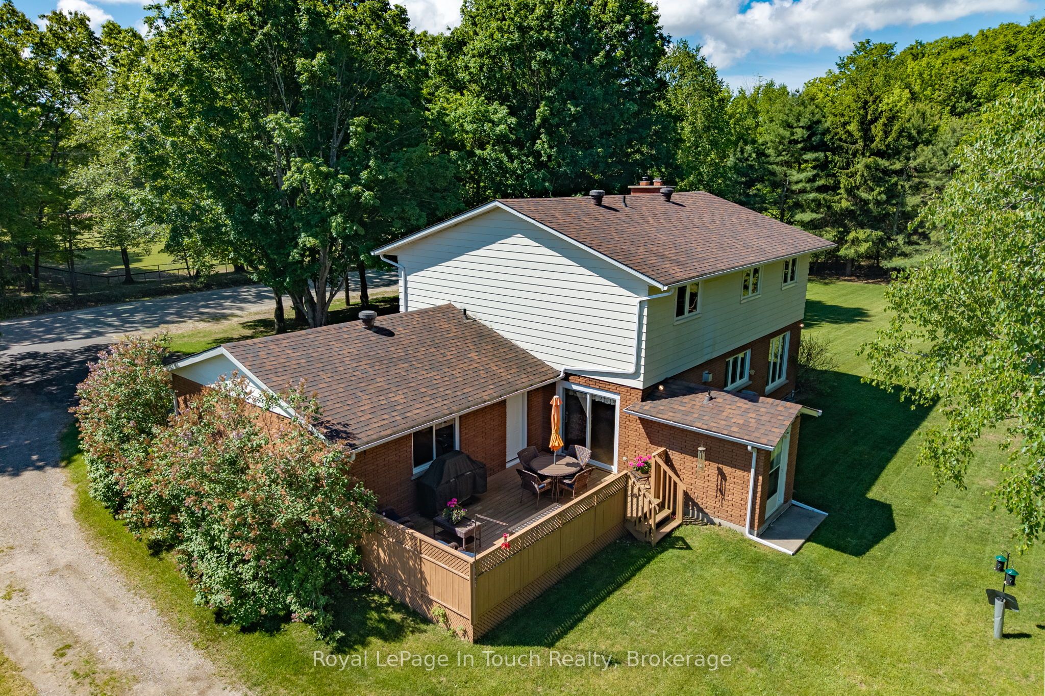 756 Champlain Road, Tiny, ON L9M 0C2 photo 4
