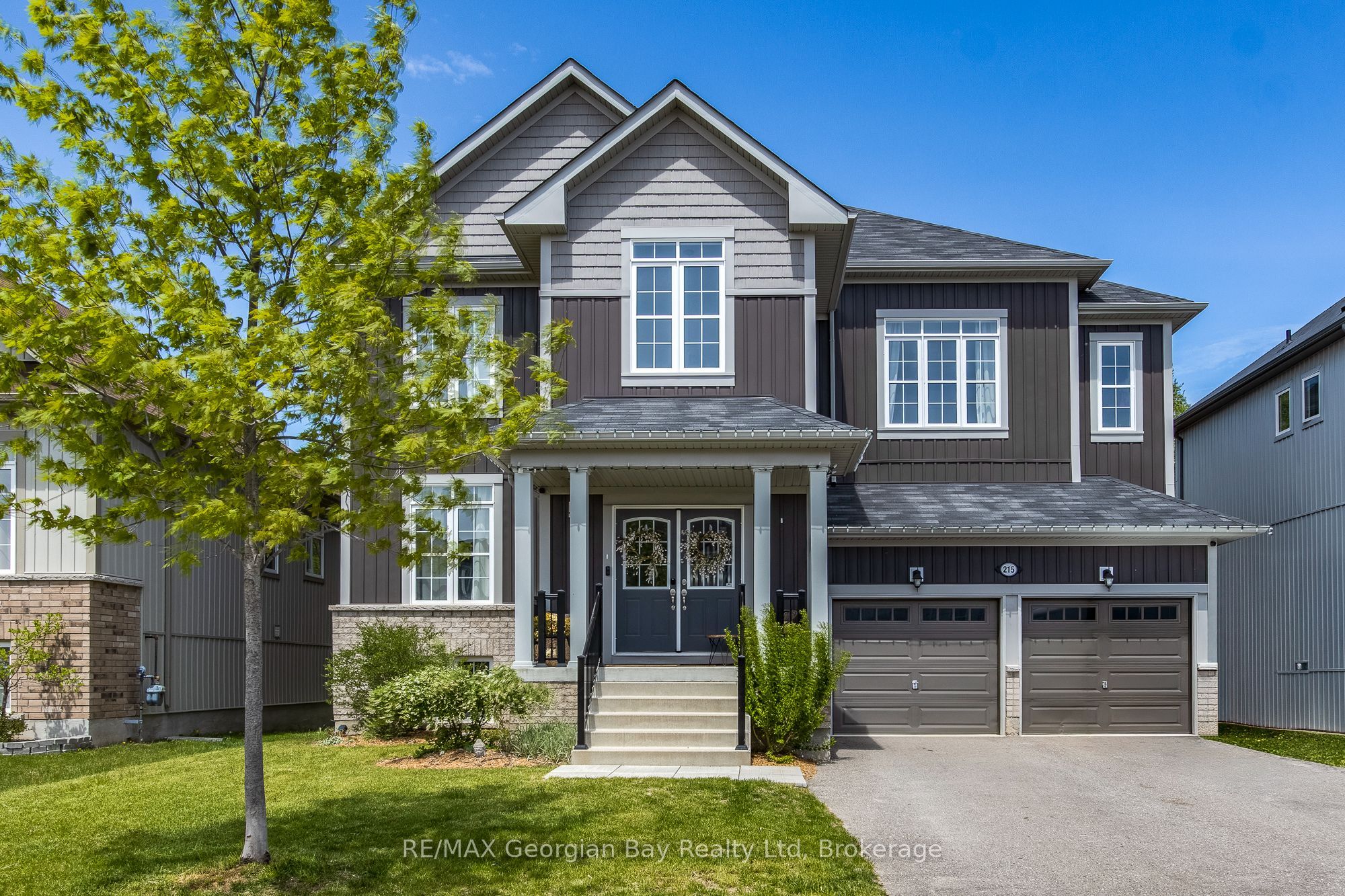 215 Roy Drive, Clearview, ON L0M 1S0