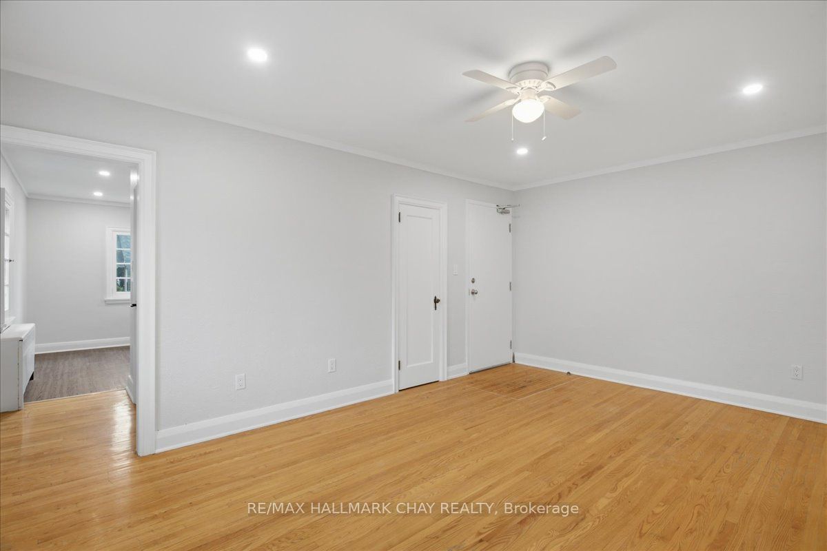15 Parkside Drive 2, Barrie, ON L4N 1W7 photo 5