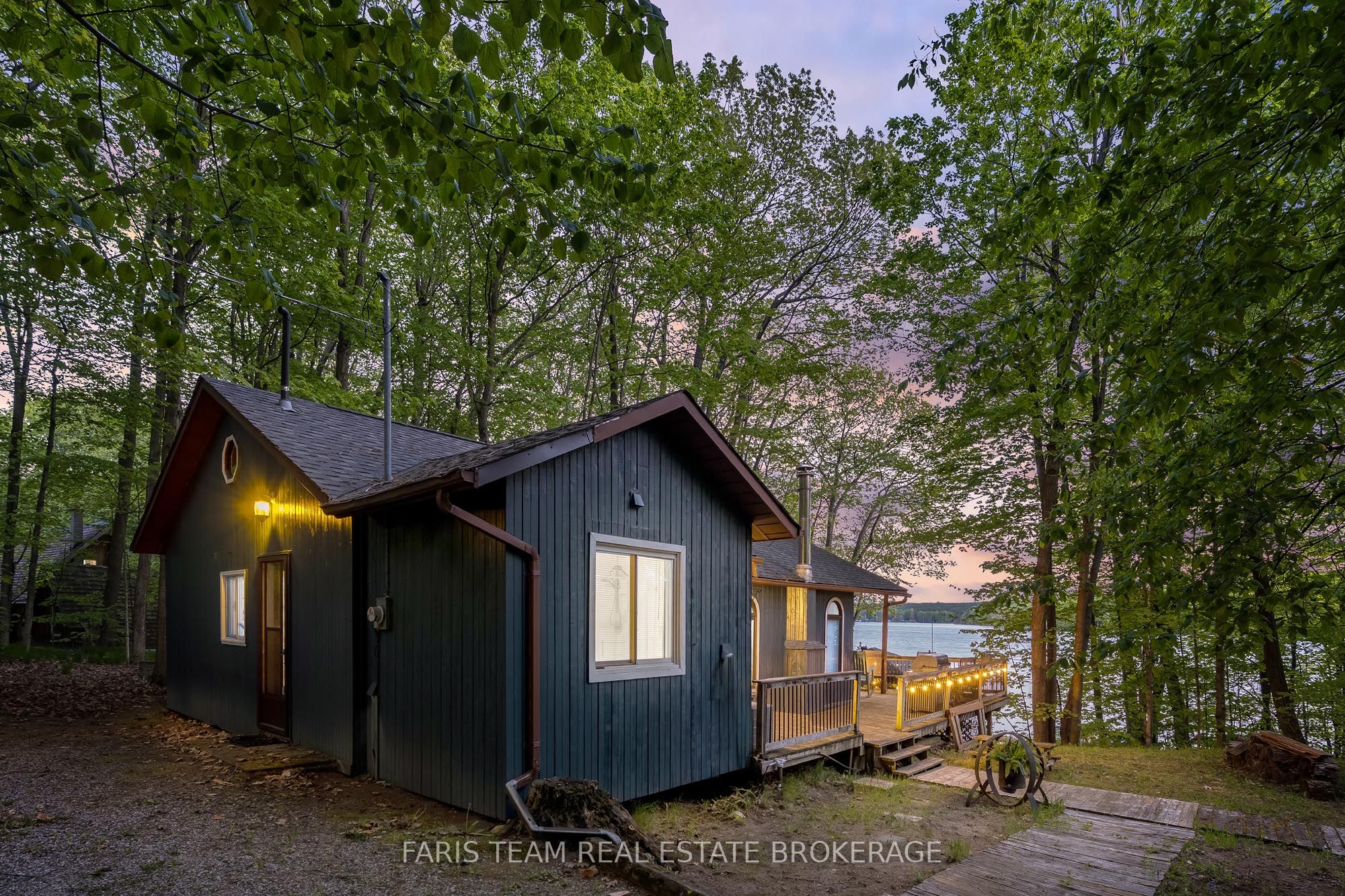112 Farlain Lake Road E, Tiny, ON L9M 0B5 photo 2