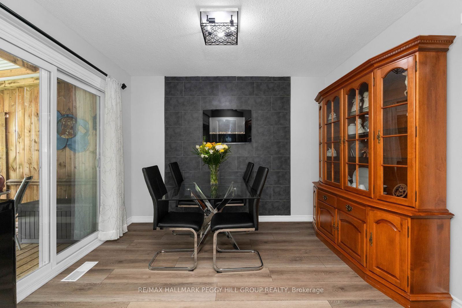 15 Wilde Place, Barrie, ON L4N 4W6 photo 3