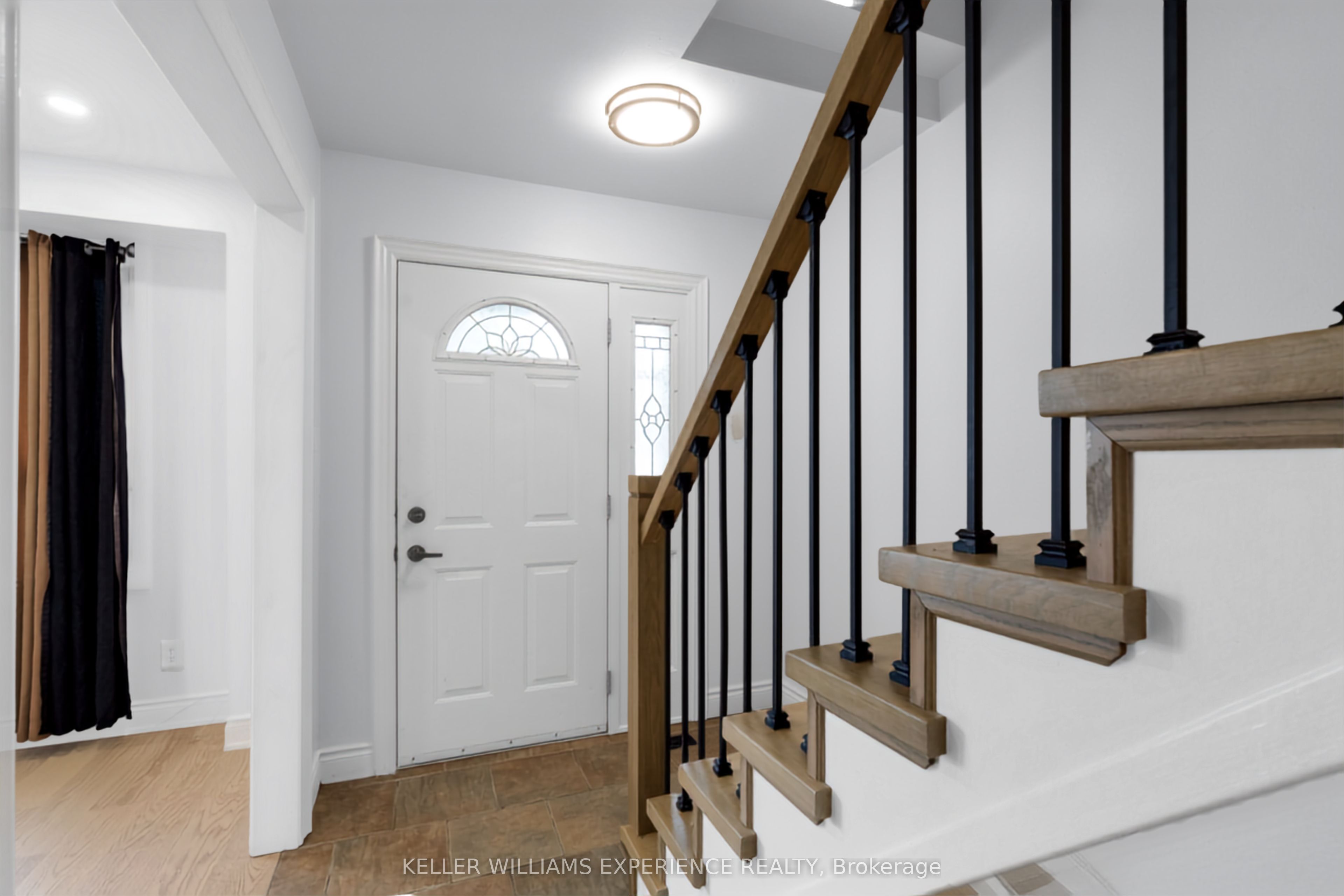 49 Daphne Crescent, Barrie, ON L4M 2Y7 photo 2