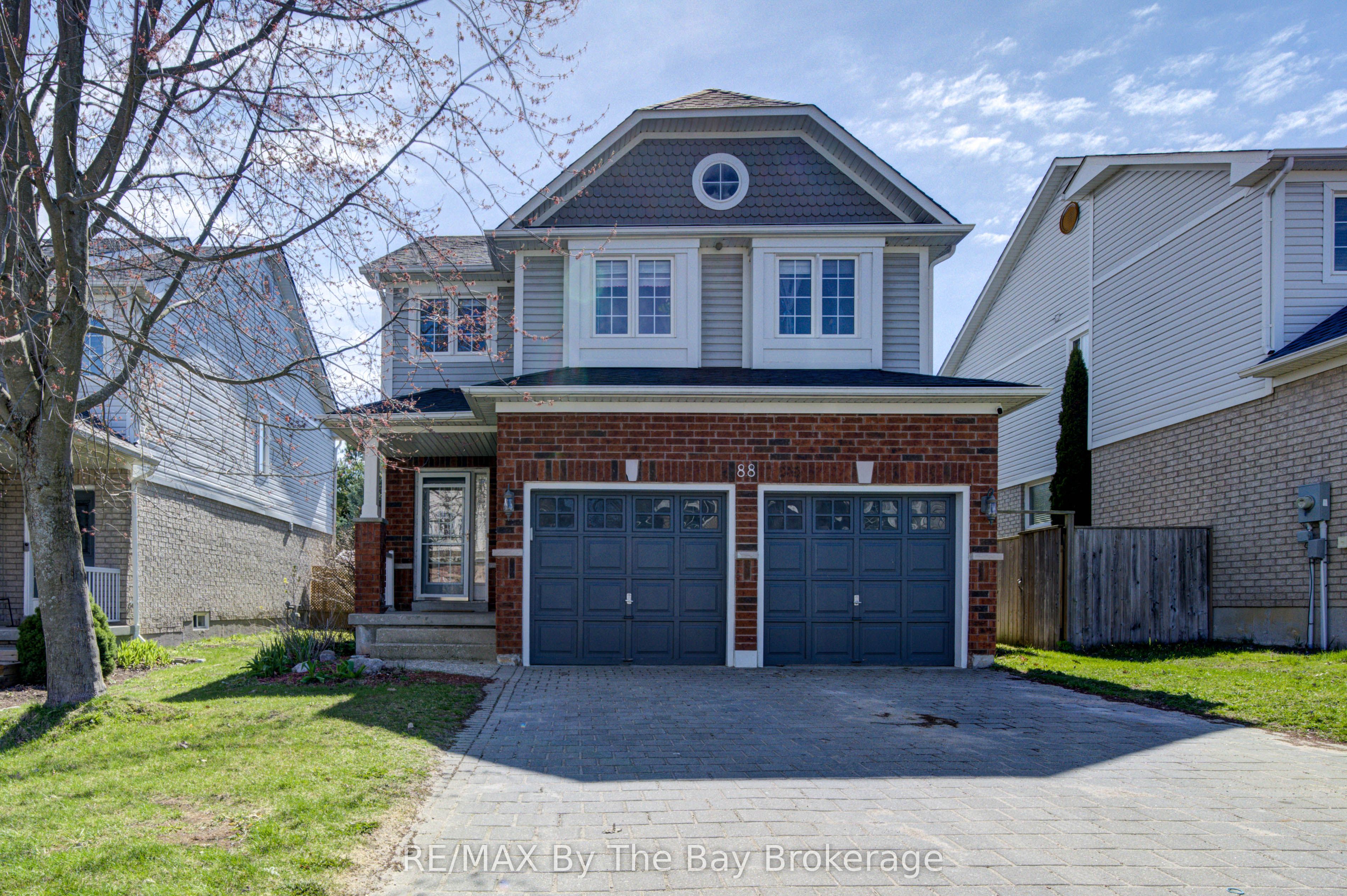 88 Wesley Avenue, Wasaga Beach, ON L9Z 0B9