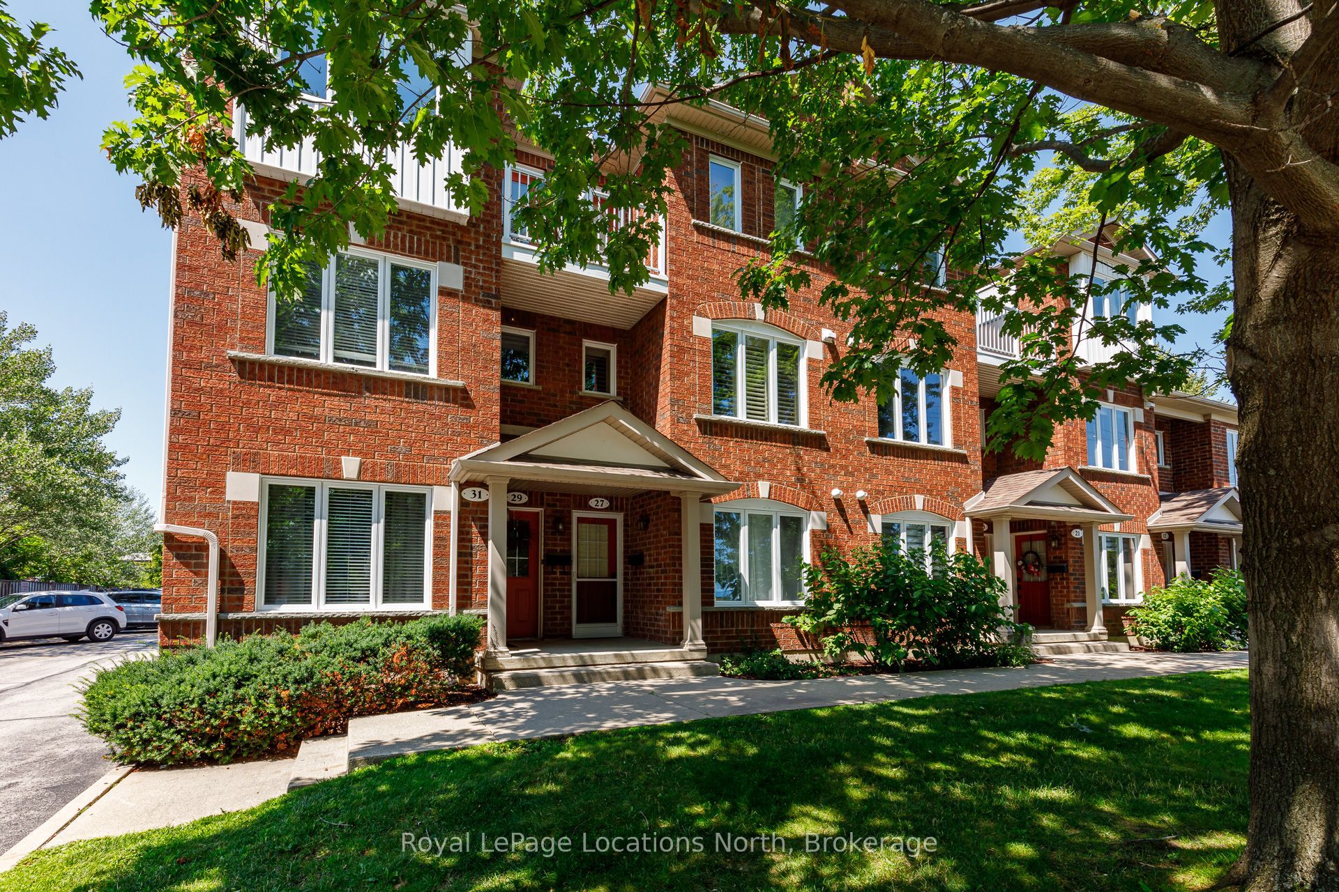 13 Raglan Street 27, Collingwood, ON L9Y 5J5 photo 2