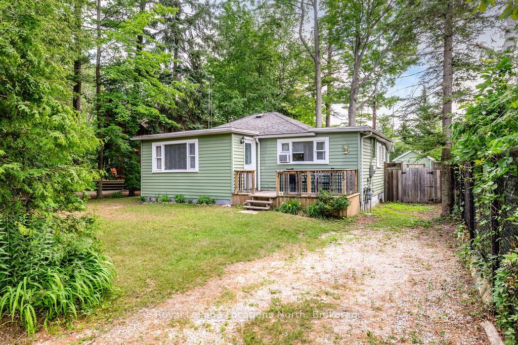55 47th Street N, Wasaga Beach, ON L9Z 1Y5