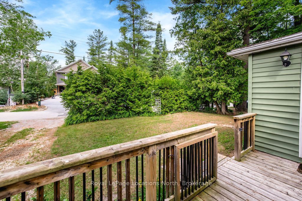 55 47th Street N, Wasaga Beach, ON L9Z 1Y5 photo 2