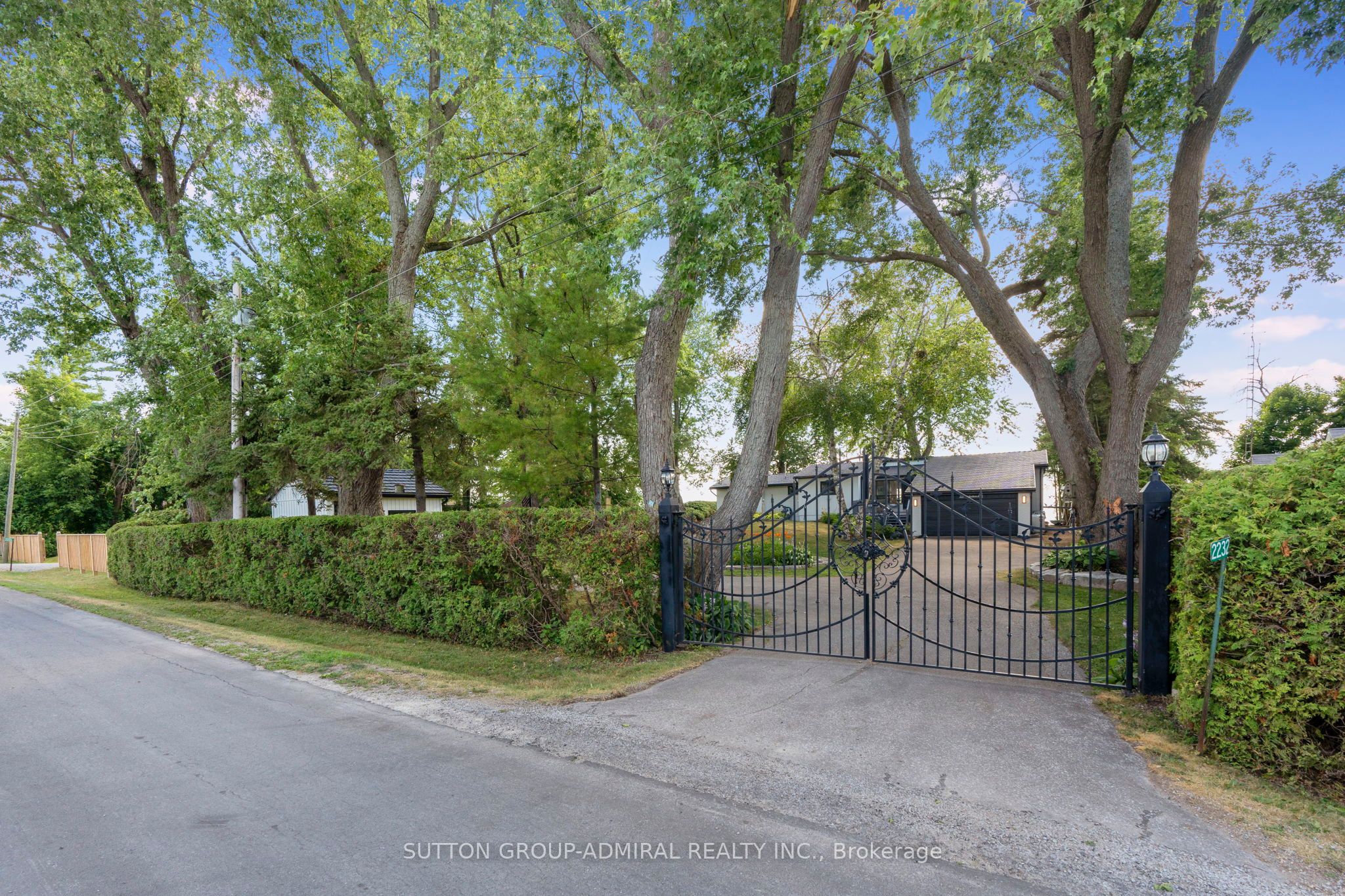 2232 Lakeshore Drive, Ramara, ON L0K 1B0 photo 2