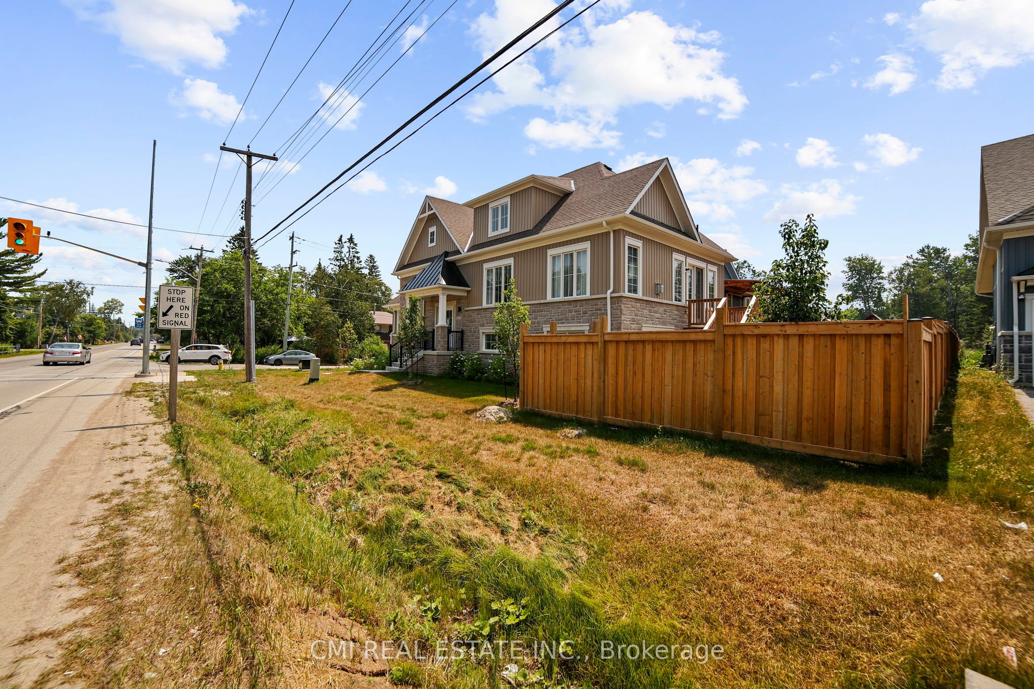 3205 Mosley Street, Wasaga Beach, ON L9Z 1V5 photo 2