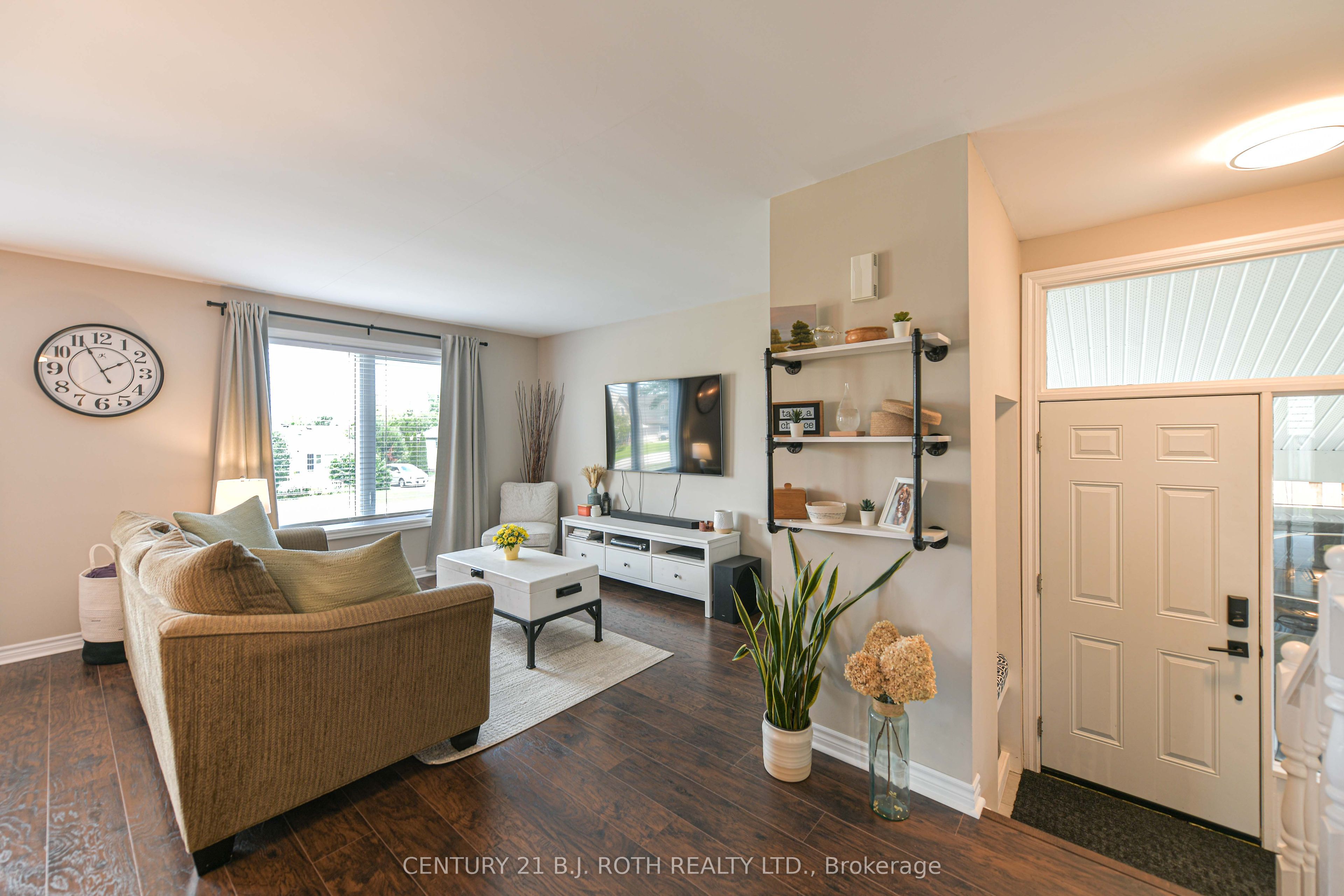 49 Bond Street, Orillia, ON L3V 1J6 photo 4