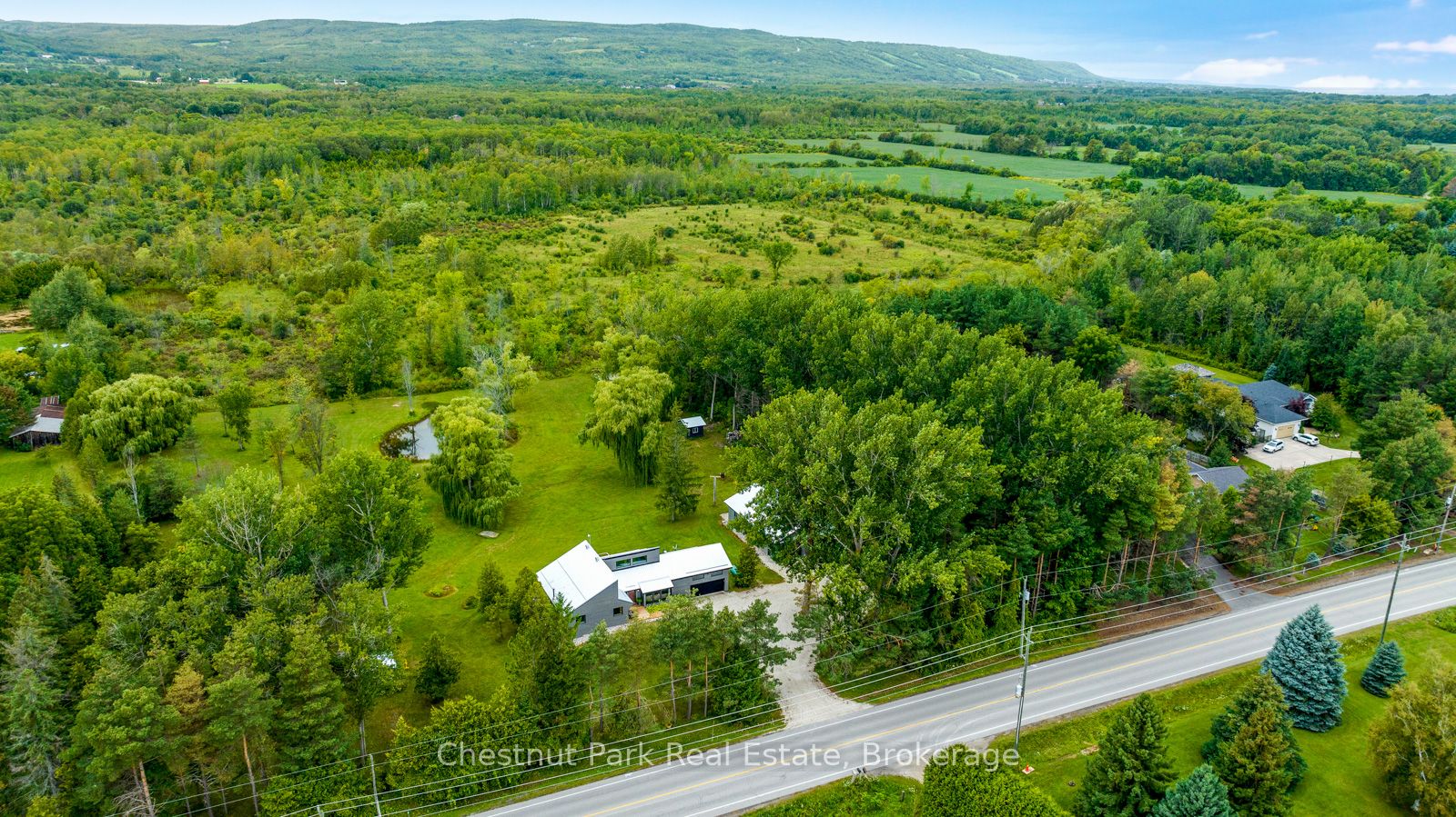 2890 Nottawasaga Conc 10 N, Clearview, ON L9Y 3Y9 photo 2