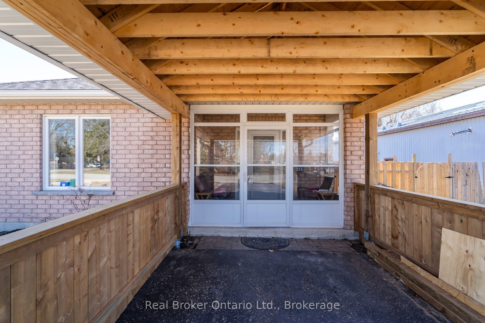 255 Yonge Street, Midland, ON L4R 2B1 photo 4