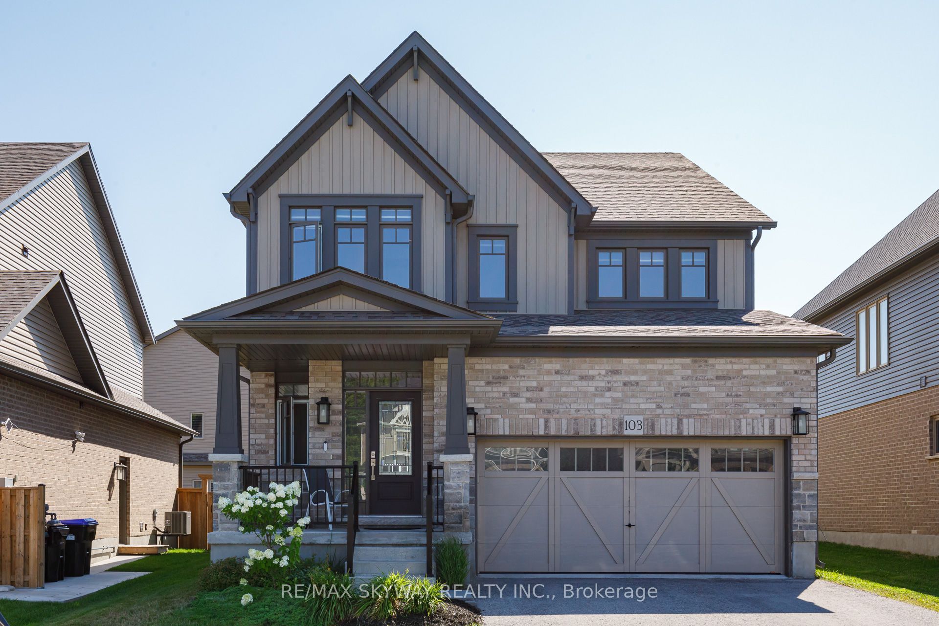 103 Plewes Drive W, Collingwood, ON L9Y 3B7 photo 2
