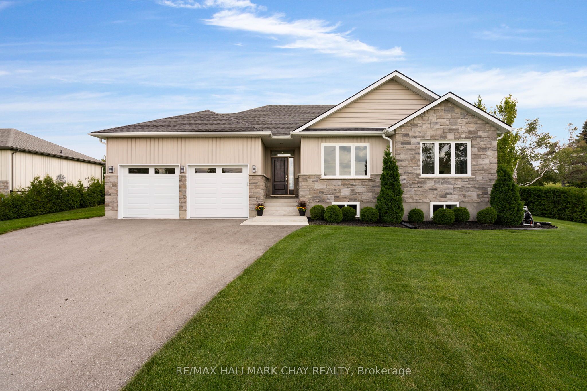 1415 15 16 Side Road E, Oro-Medonte, ON L0L 1T0 photo 2