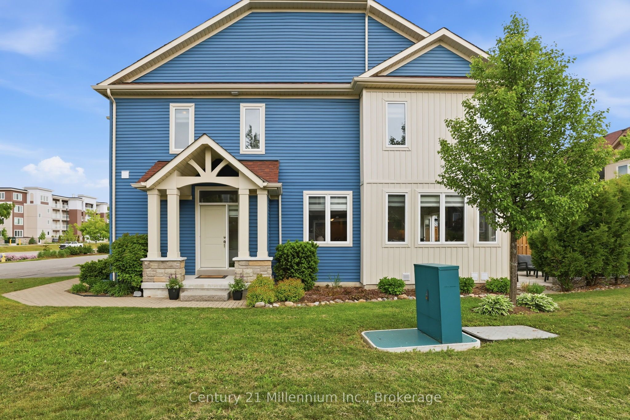 46 Greaves Avenue, Collingwood, ON L9Y 0Z5 photo 2