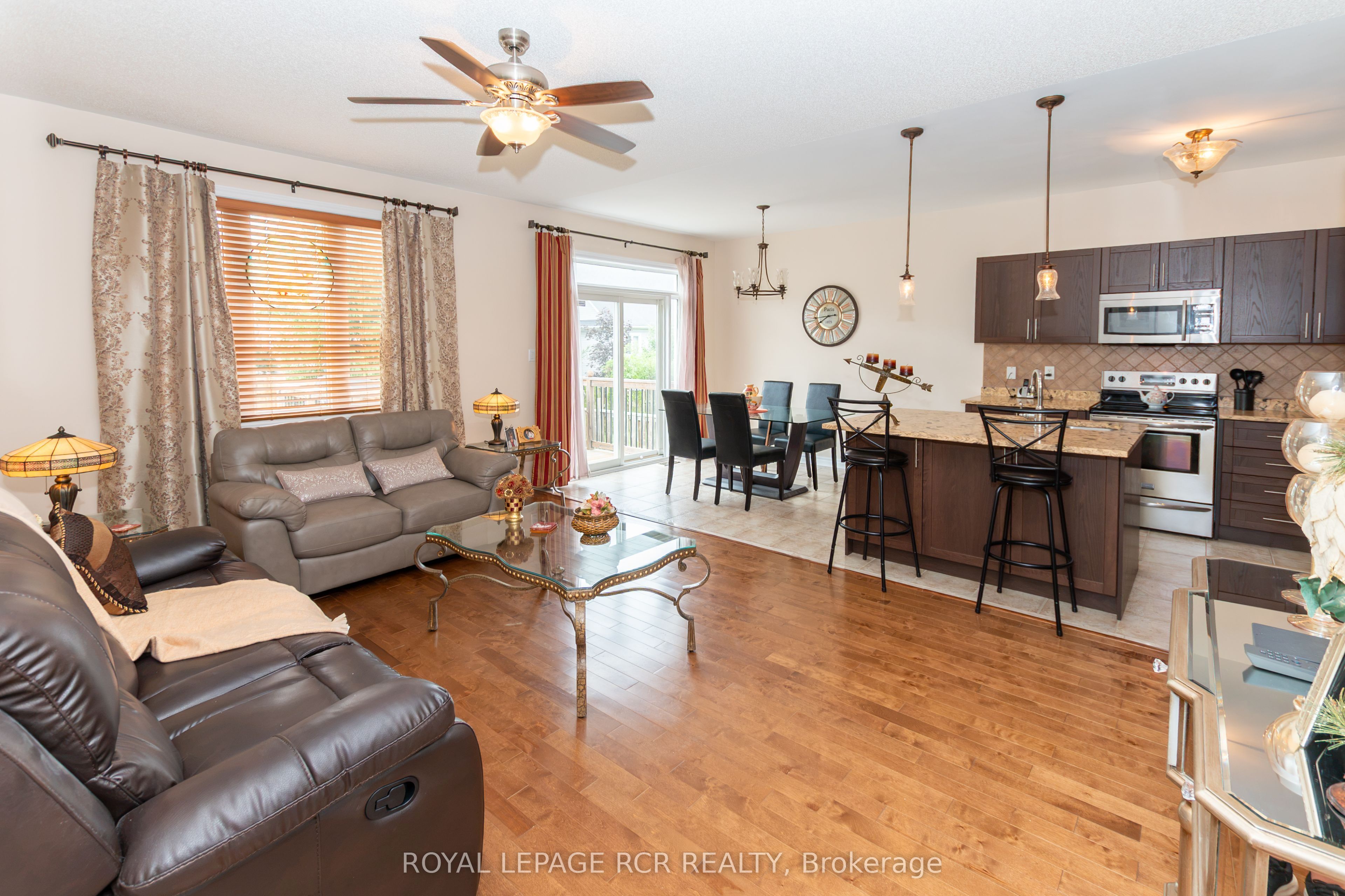135 White Sands Way, Wasaga Beach, ON L9Z 0E3 photo 5