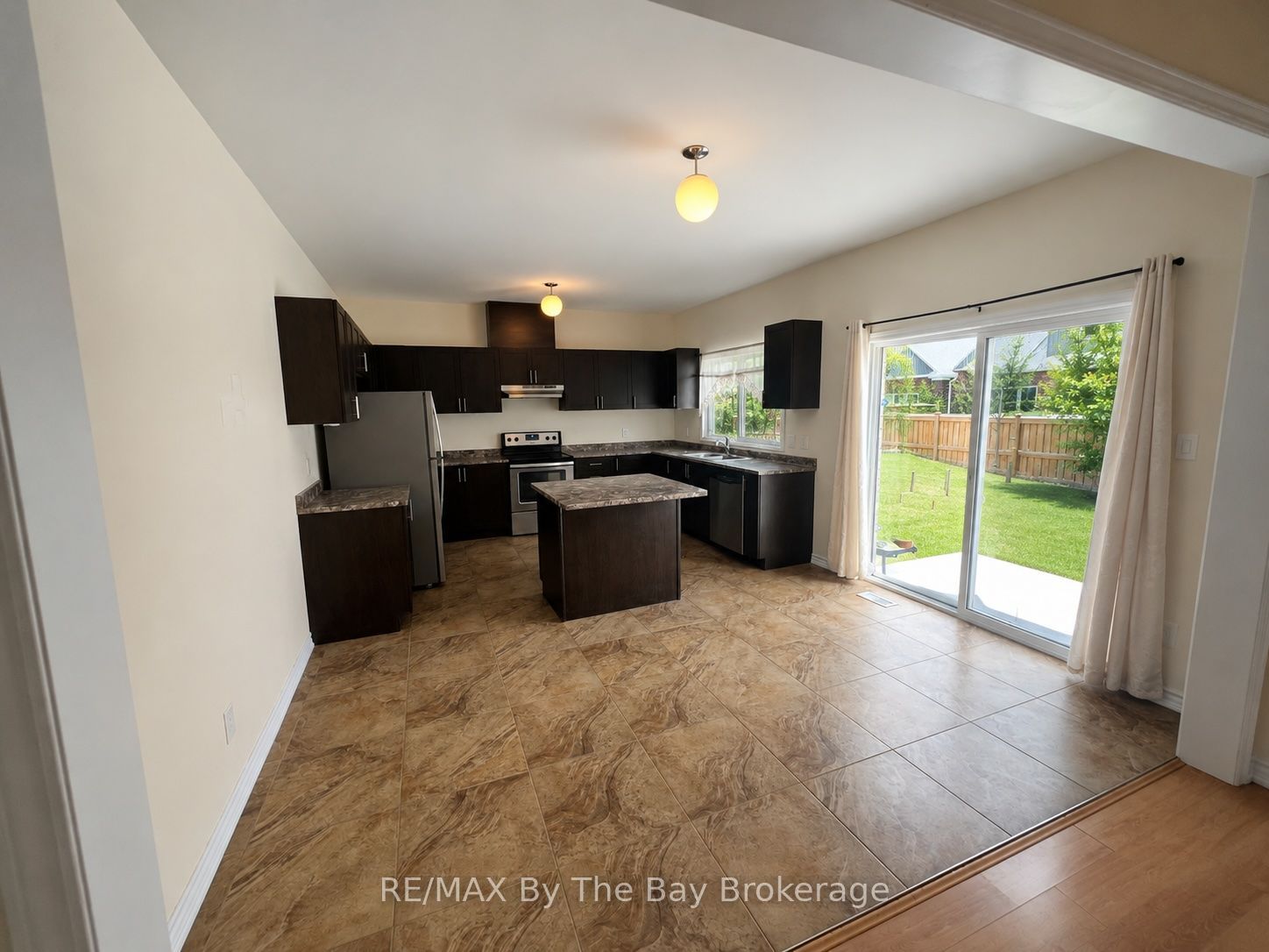 152 Allegra Drive, Wasaga Beach, ON L9Z 1P0 photo 3
