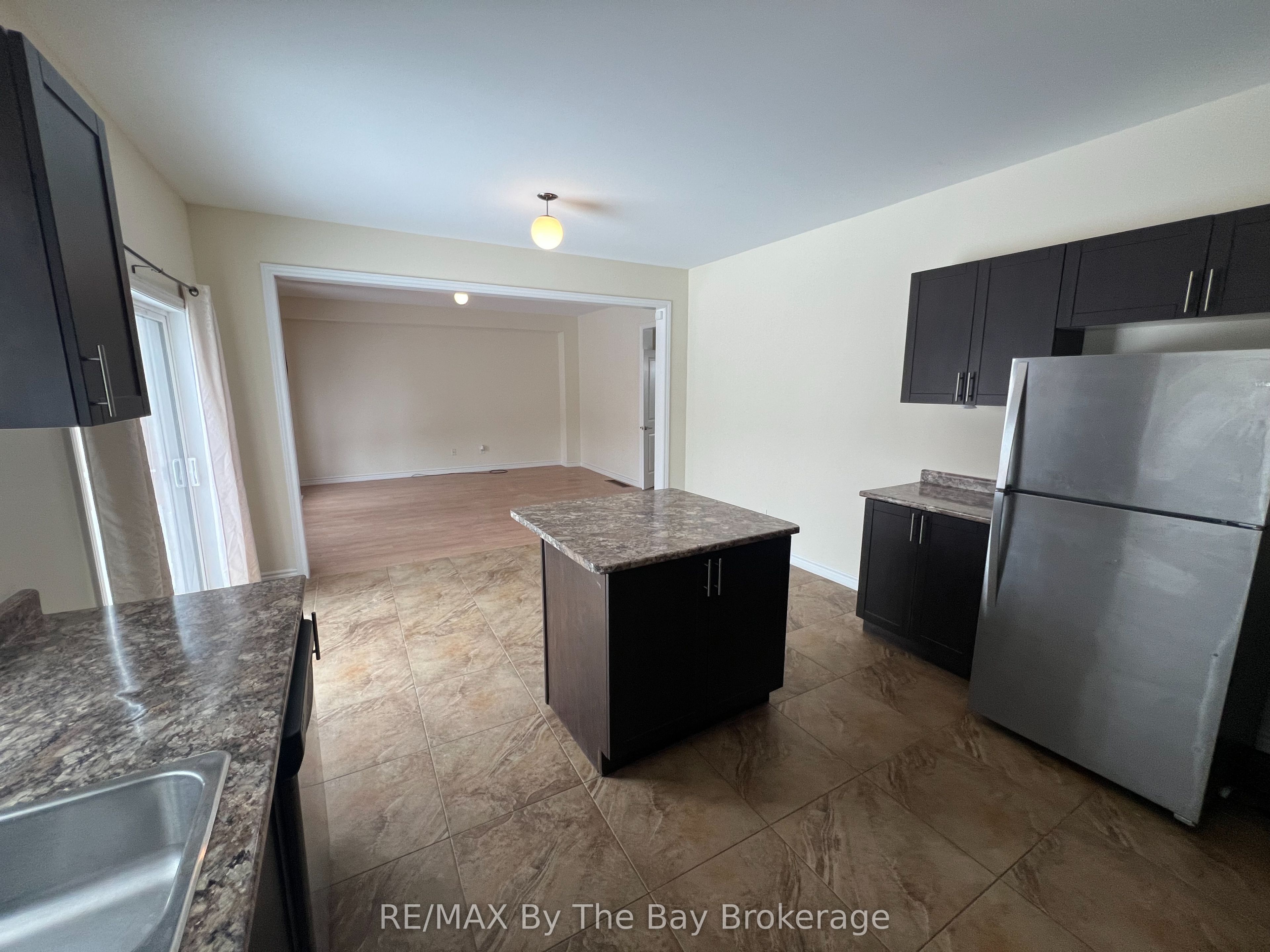 152 Allegra Drive, Wasaga Beach, ON L9Z 1P0 photo 5