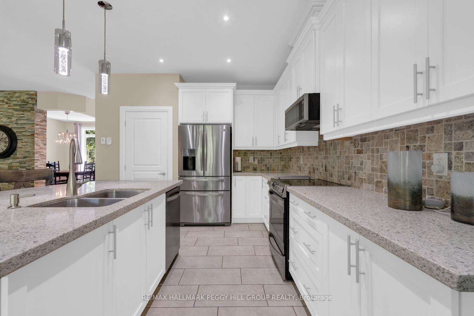 2127 Elana Drive, Severn, ON L3V 0C1 photo 5