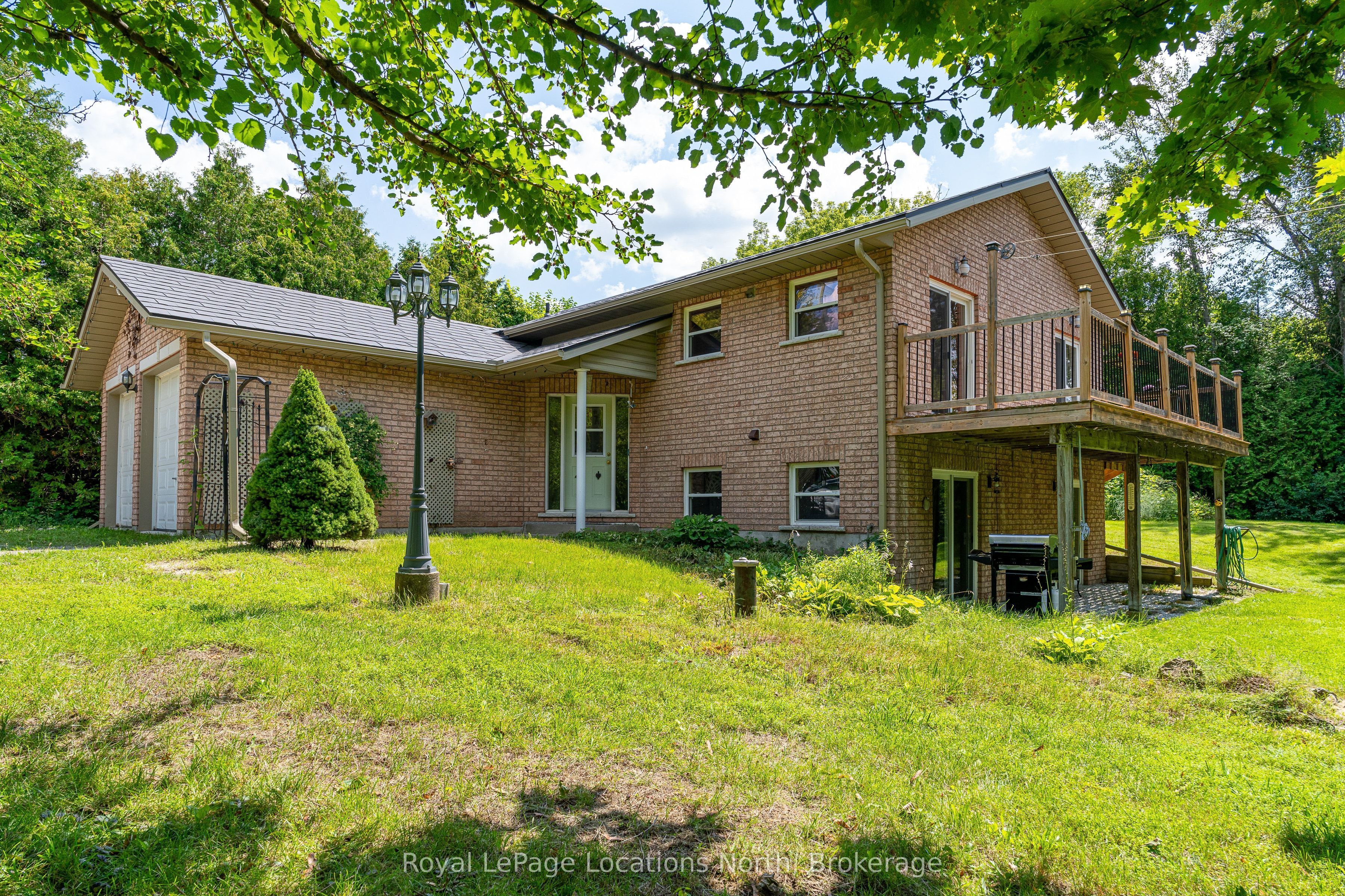 8081 Poplar Side Road, Clearview, ON L9Y 3Y9